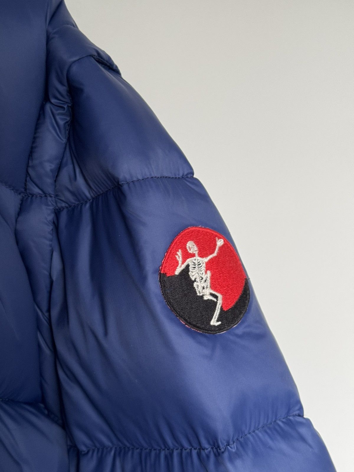 Alexander McQueen Alexander McQueen Dancing Skeleton Blue Puffer Jacket Size US XXL / EU 58 / 5 - 7 Thumbnail