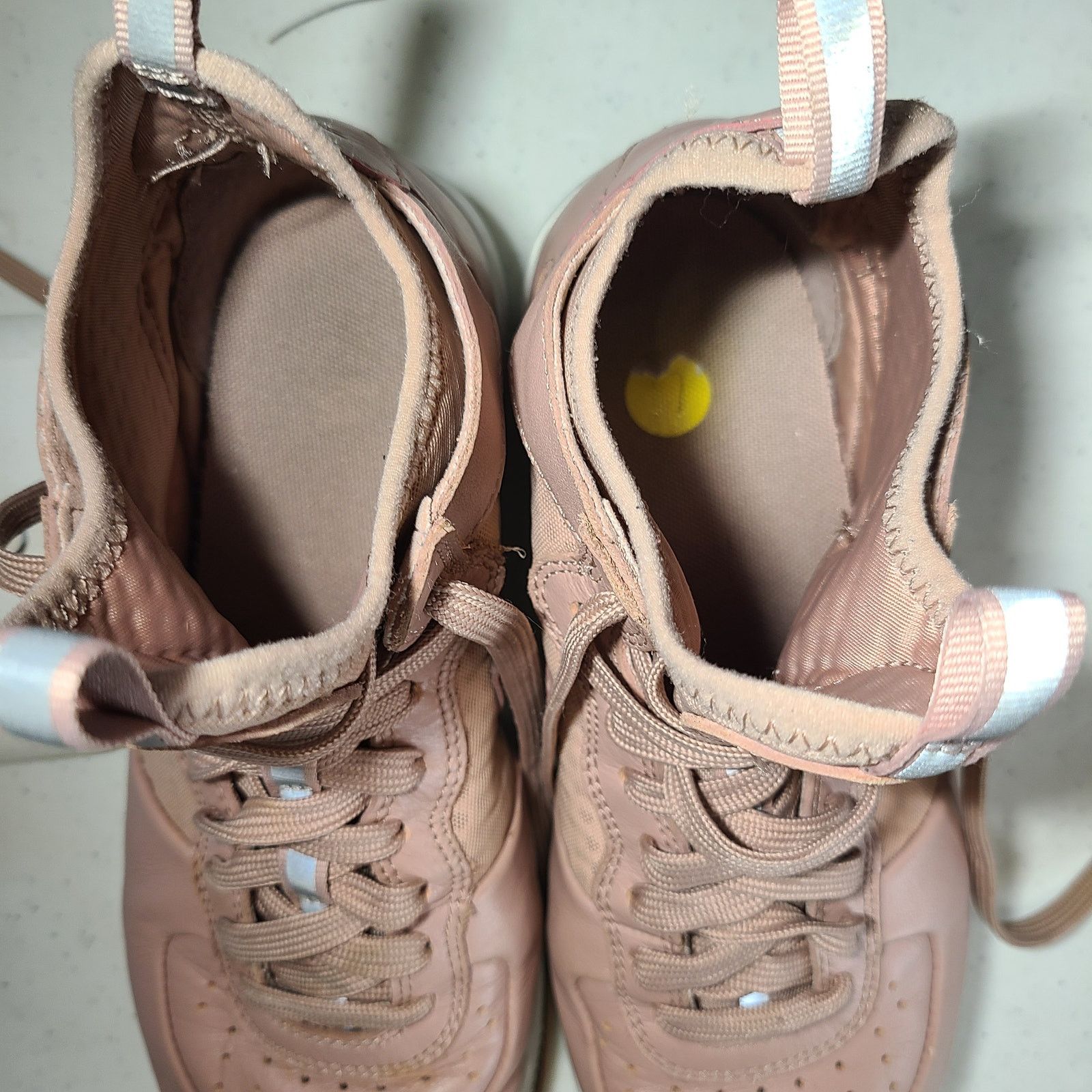 Nike Nike Air Force 1 Ultraforce Mid Particle Pink Sneaker Size 7 Size US 7 / IT 37 - 8 Thumbnail