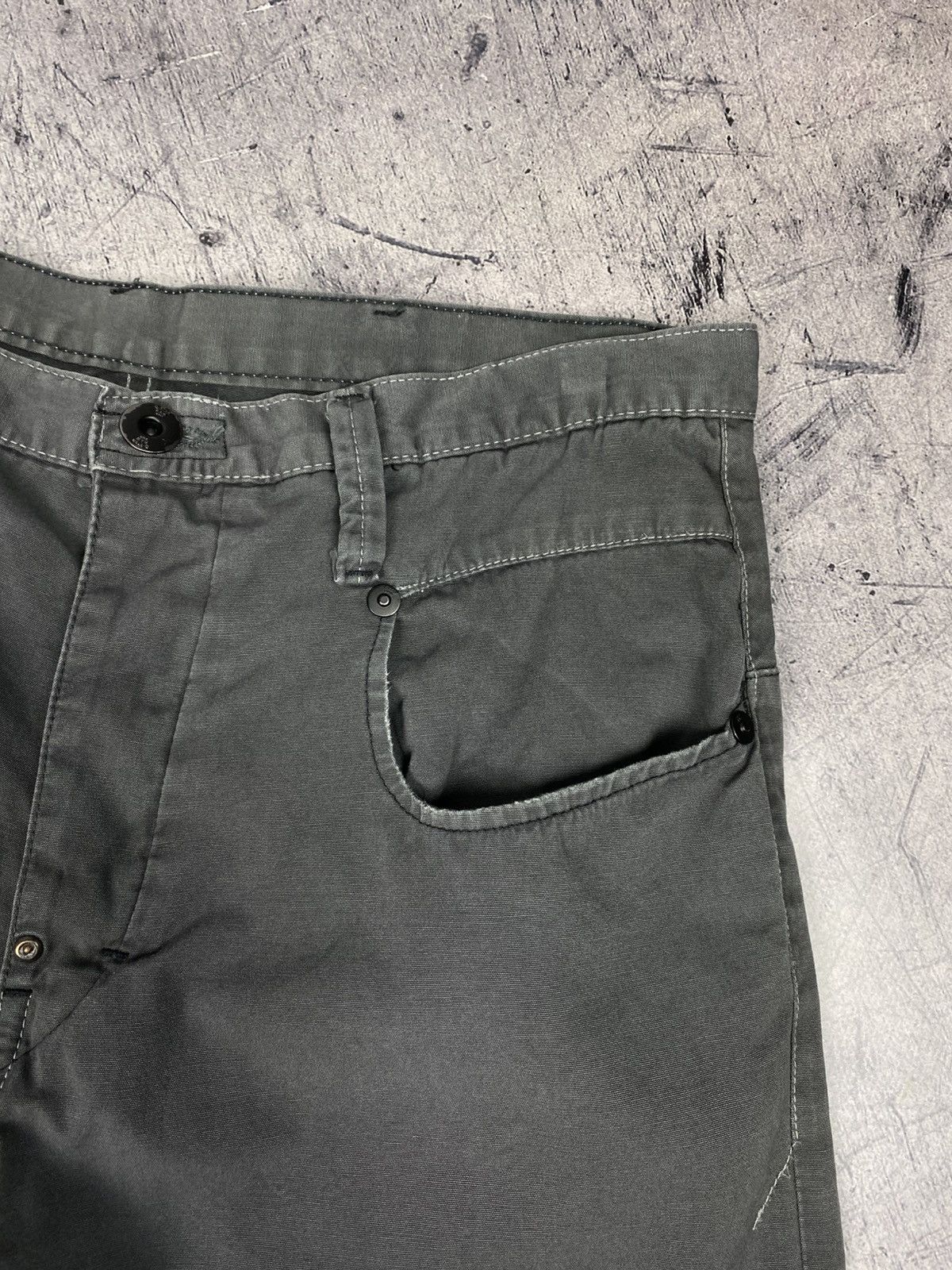 G-Star G-Star RAW GSRD Utility Buckleback Pants Washed Finish Size US 32 / EU 48 - 13 Thumbnail