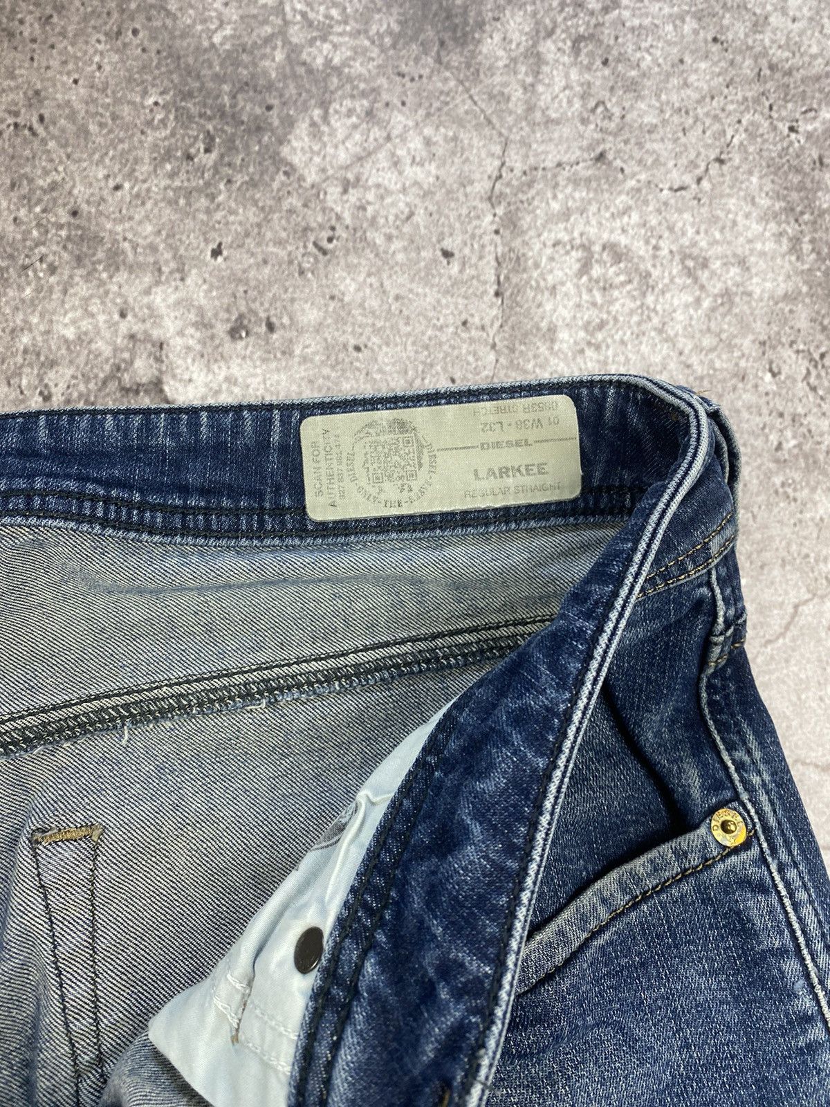 Diesel Vintage Diesel Jeans Big Logo Distressed Baggy japanese 90s Size US 36 / EU 52 - 4 Thumbnail