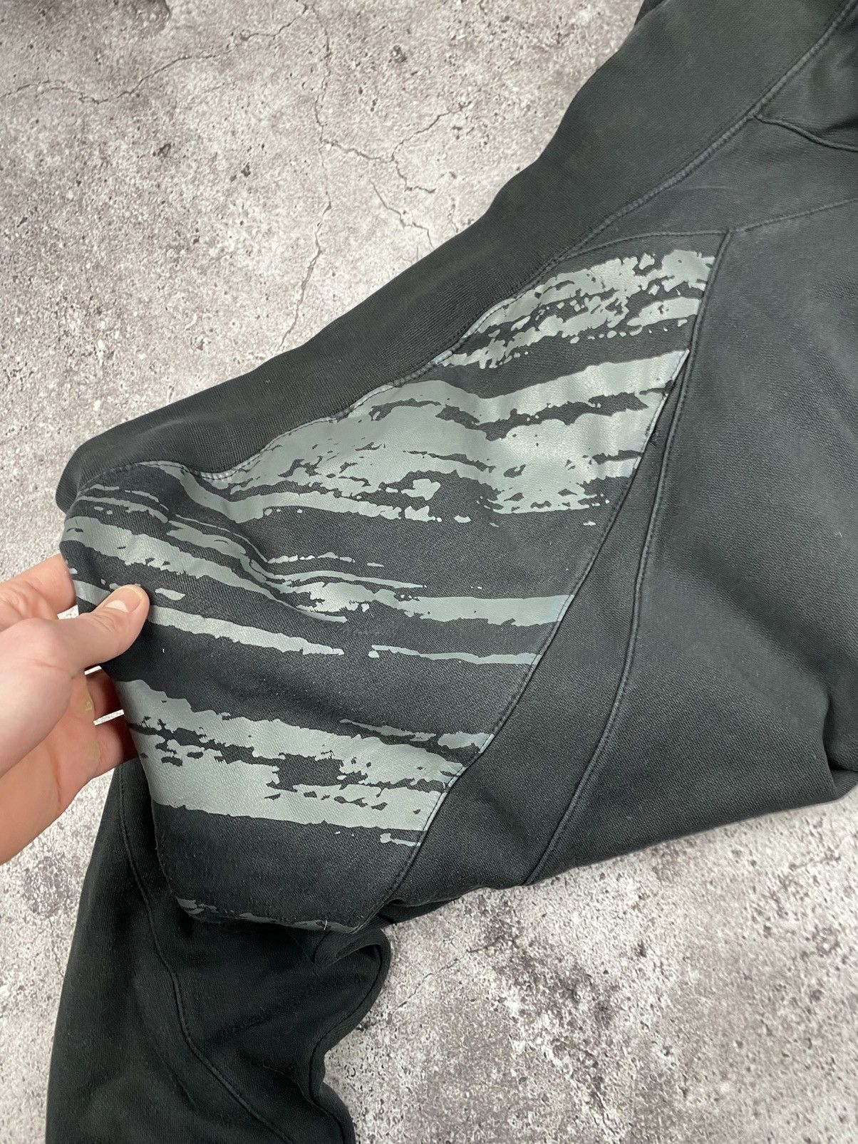 Nike × Vintage Y2K NIKE Swoosh Tonal grey Hoodie Sweatshirt Size US L / EU 52-54 / 3 - 7 Thumbnail