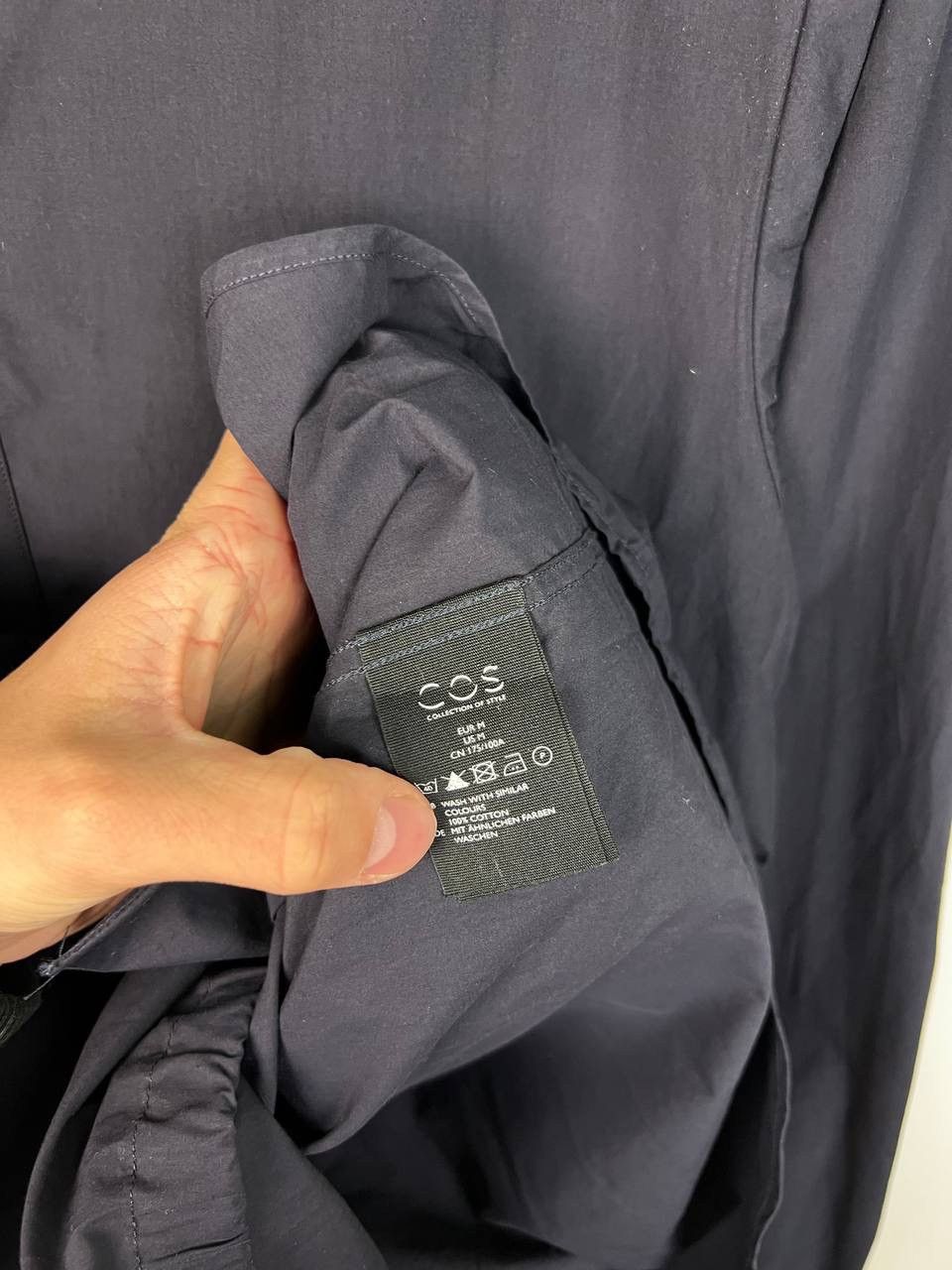 Cos Cos luxury shirt size M Size US M / EU 48-50 / 2 - 7 Thumbnail