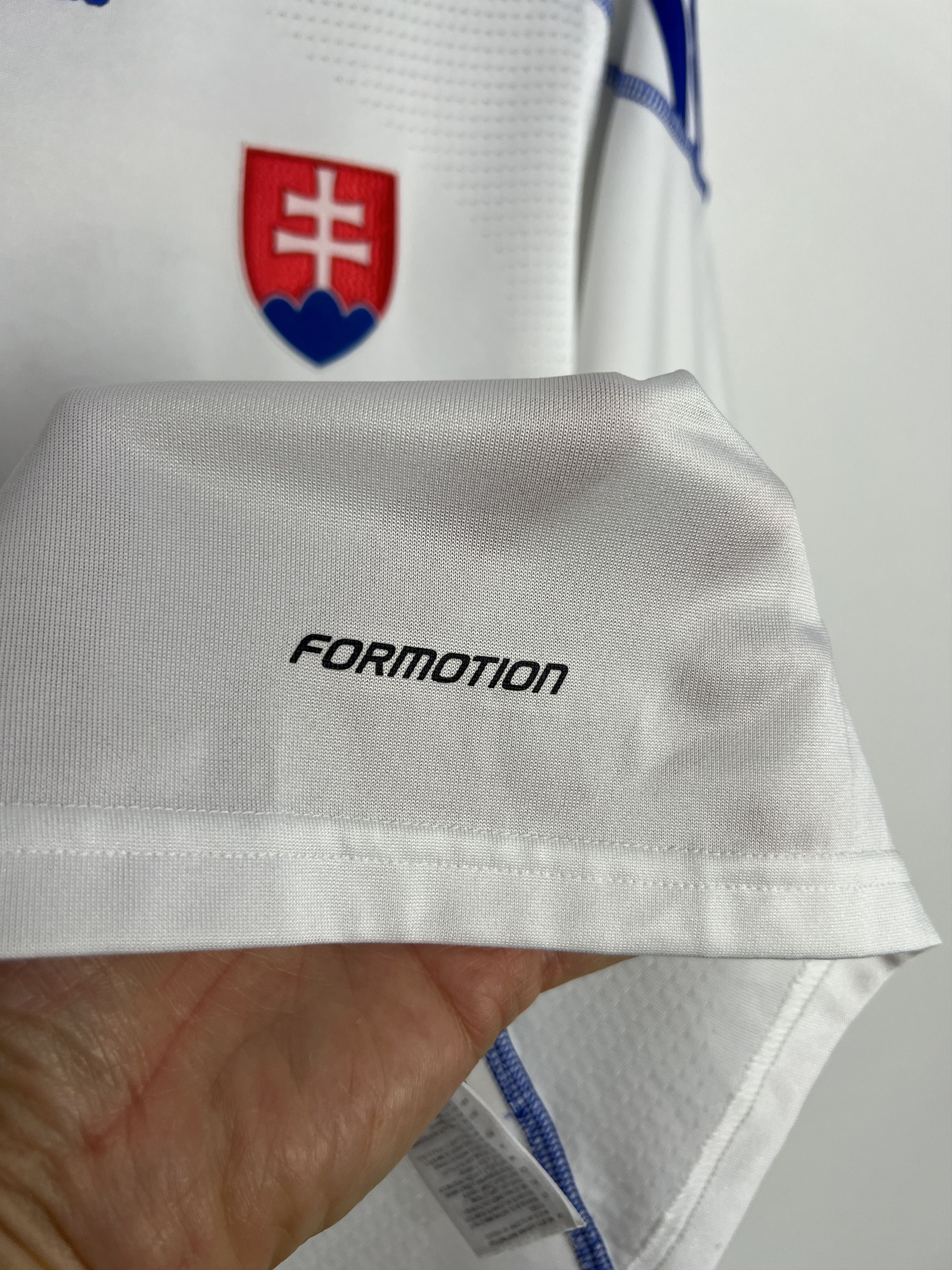 Adidas Slovakia Away football shirt 2010 Player Issue Soccer Jersey Size US L / EU 52-54 / 3 - 4 Thumbnail