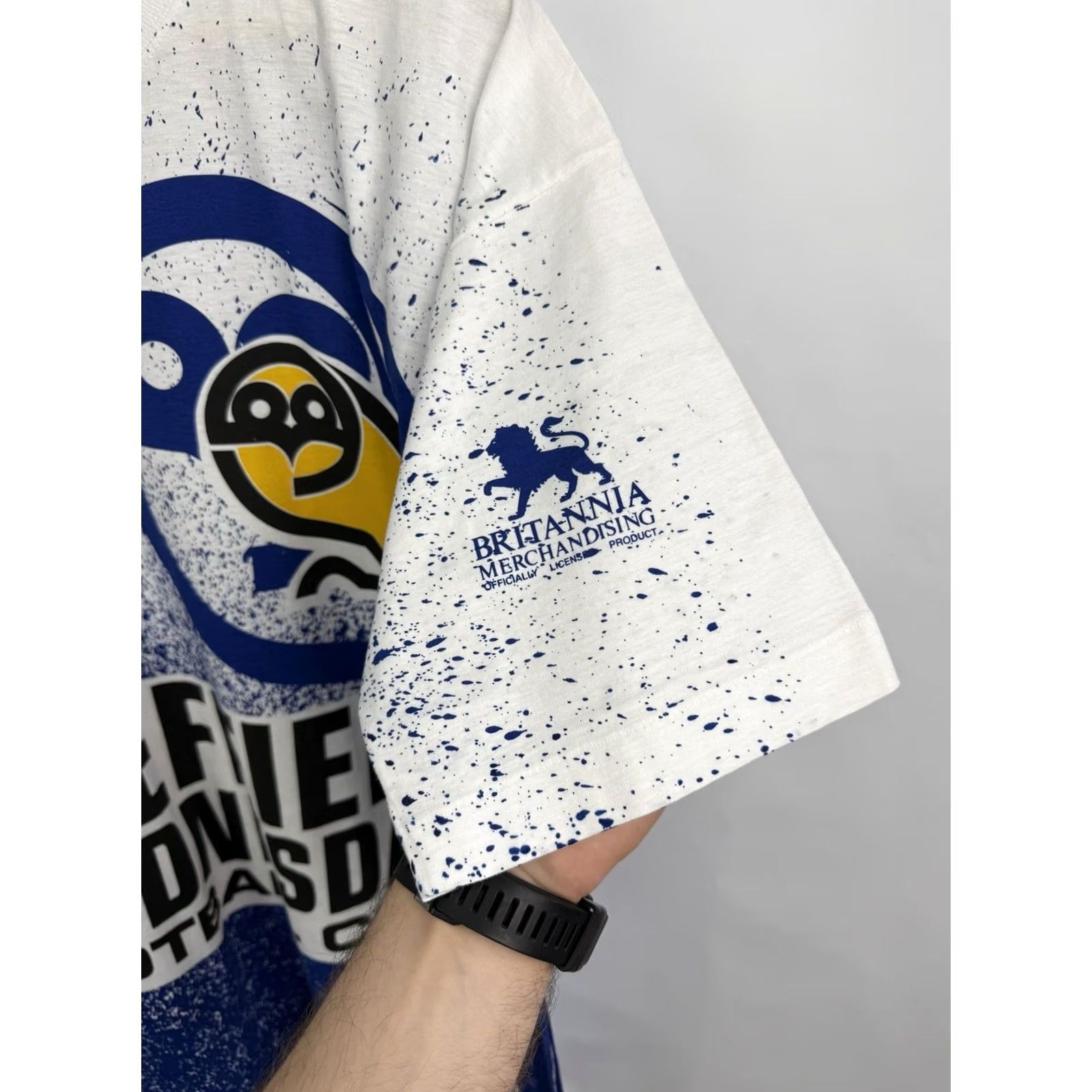 Vintage VINTAGE Sheffield Wednesday Football Club T-Shirt XL Mens White 90s American style Shirt Vintage 90s Size US XL / EU 56 / 4 - 5 Thumbnail