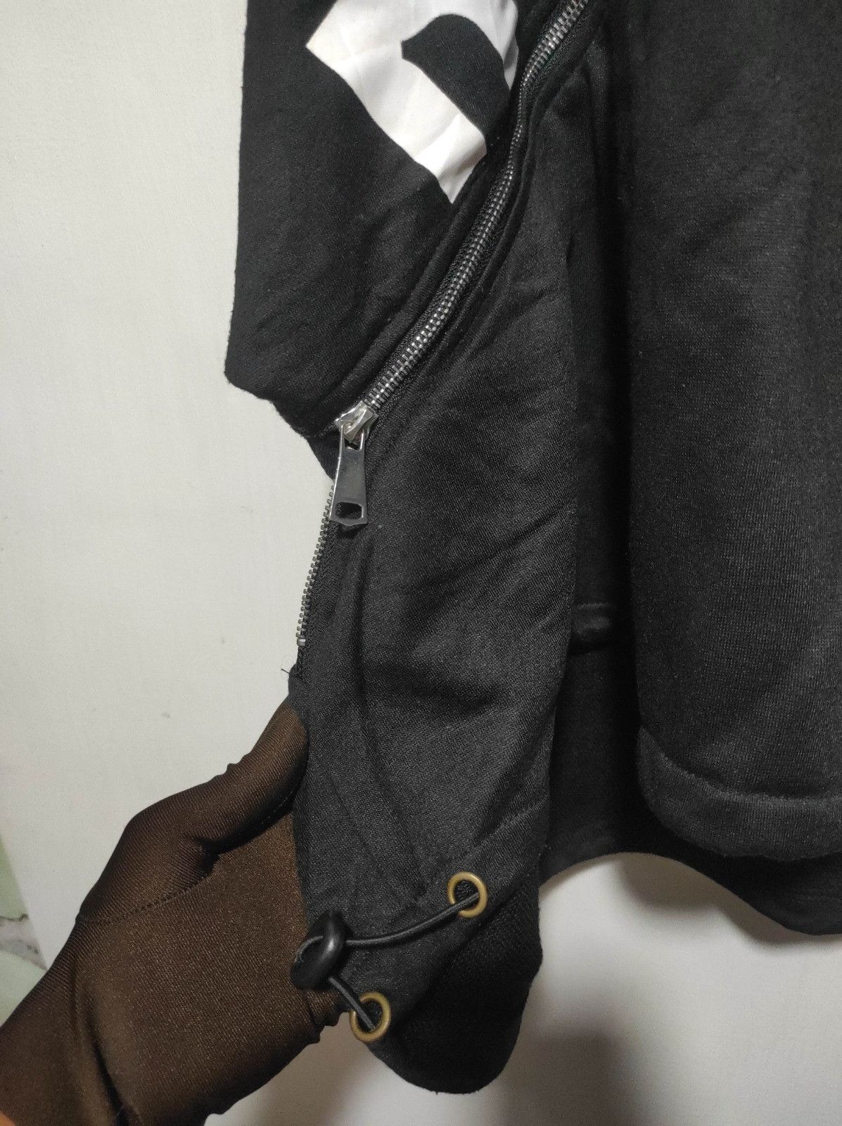 Japanese Brand Yidaepai Oversized Asymmetrical zip fur hoodie LGB style Size US XL / EU 56 / 4 - 6 Thumbnail