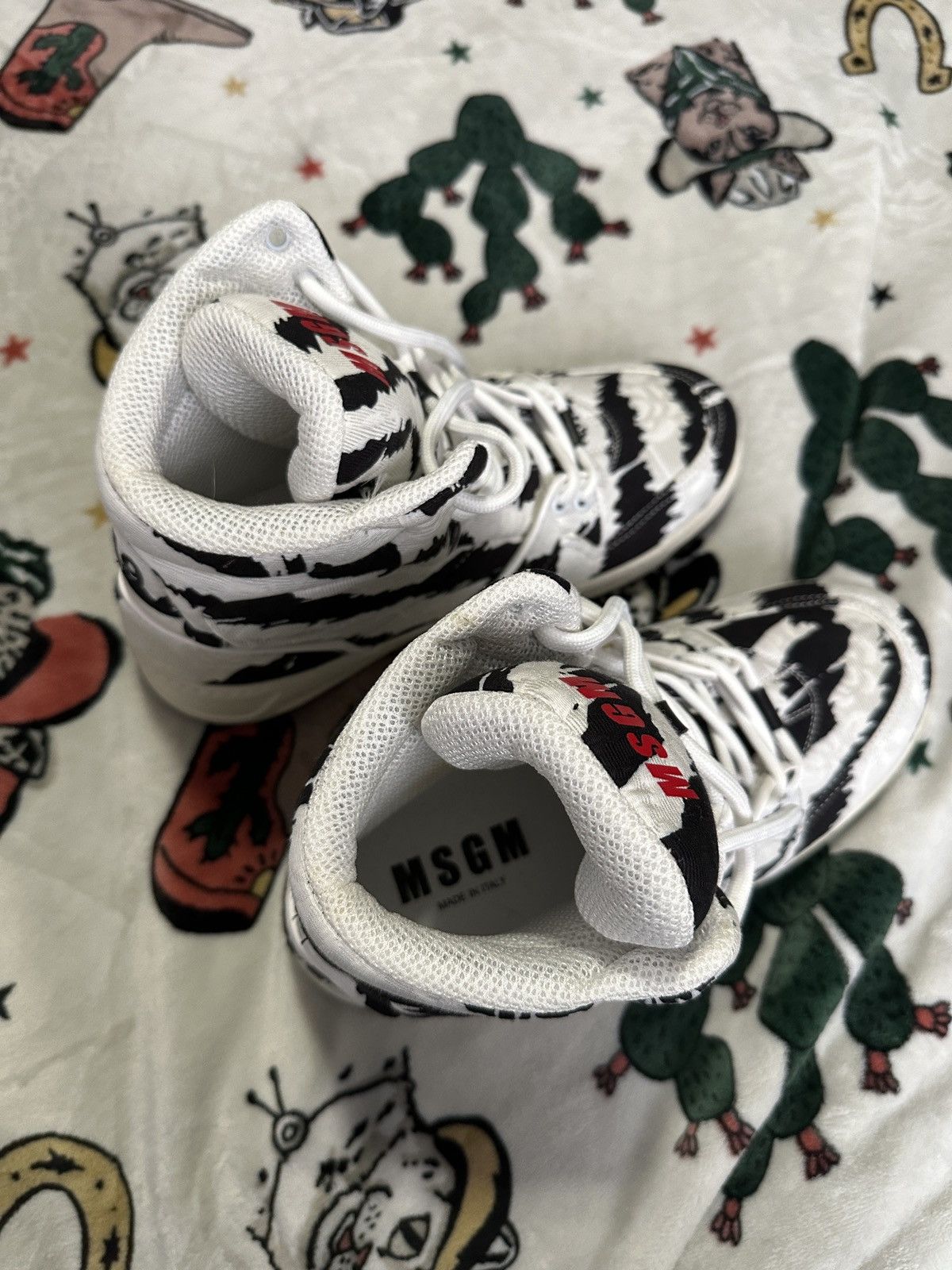 MSGM Black and White Canvas Hi-Tops Size US 7 / EU 40 - 7 Thumbnail