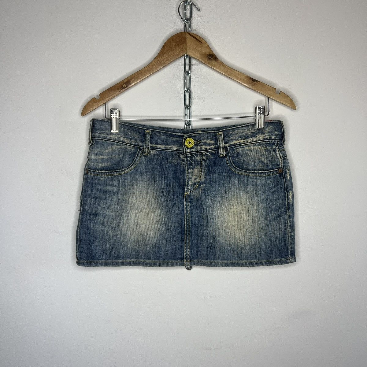 Japanese Brand Vintage Miss Sixty Style Mini Skirt Oldmoney Denim Jeans Y2K Size 26" / US 2 / IT 38 - 1 Thumbnail