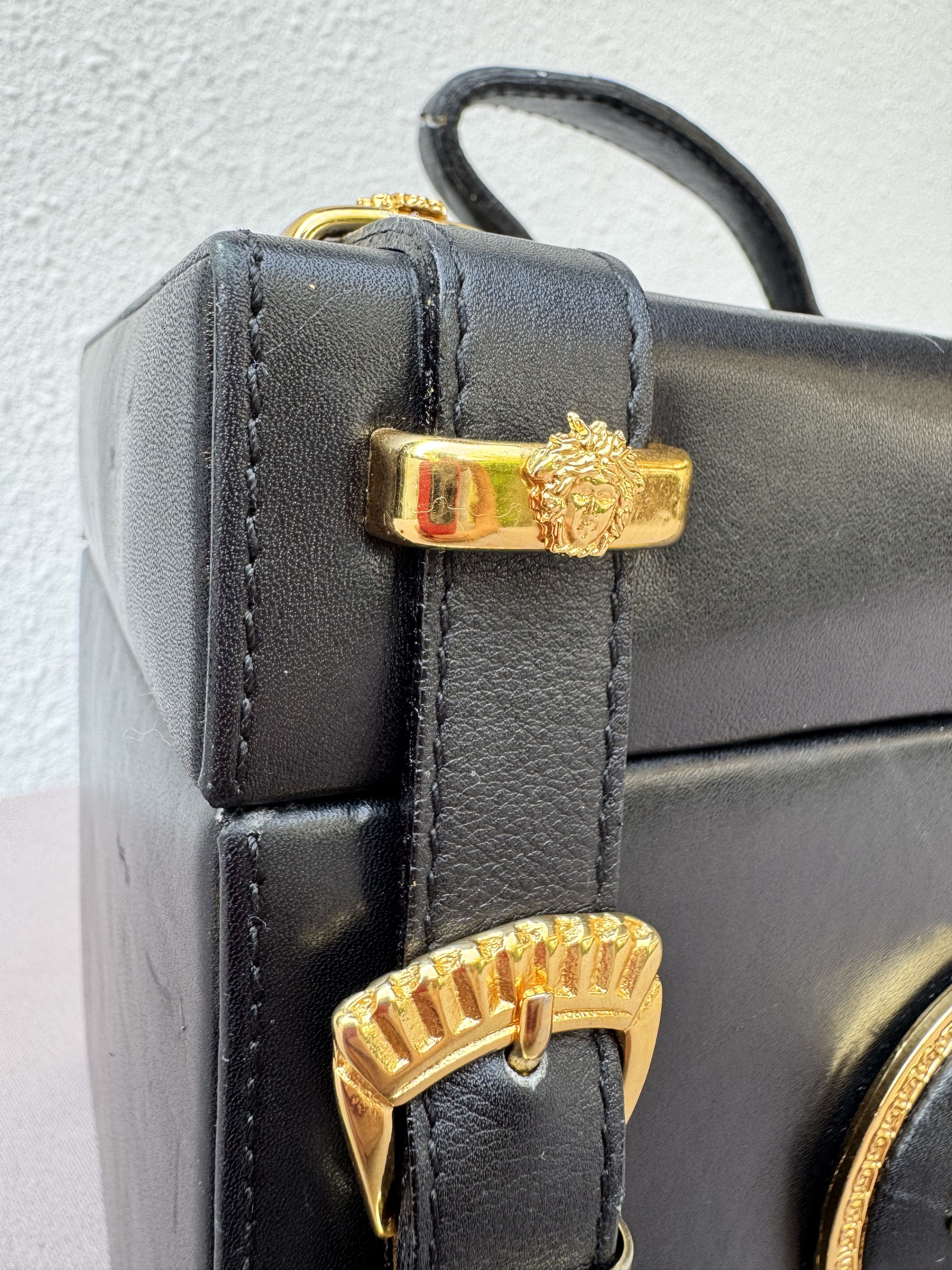 Versace Gianni Versace Couture Medusa Vanity Bag Size ONE SIZE - 4 Thumbnail