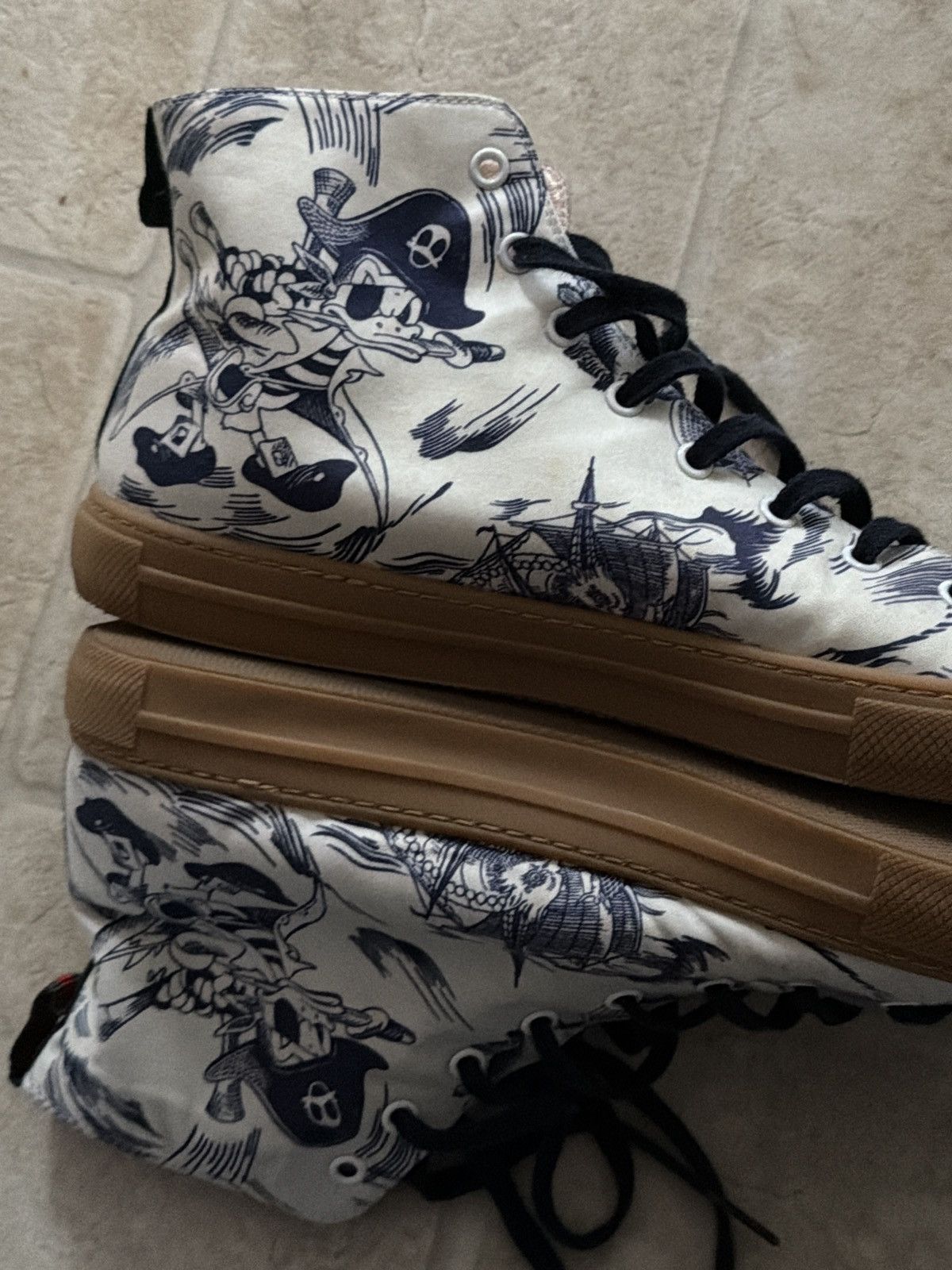 Gucci Gucci hightops, disney collab Size US 11 / EU 44 - 1 Thumbnail