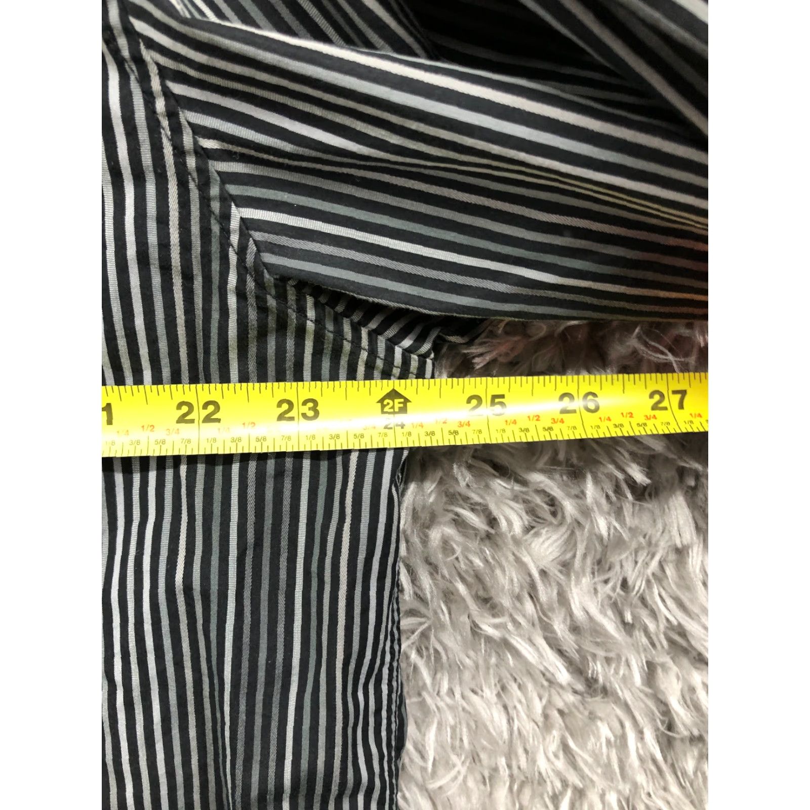 Calvin Klein Calvin Klein Shirt XL/XXL Mens Black Gray Striped Long Sleeve Spread Collar Button-Up Casual Size US XXL / EU 58 / 5 - 4 Thumbnail