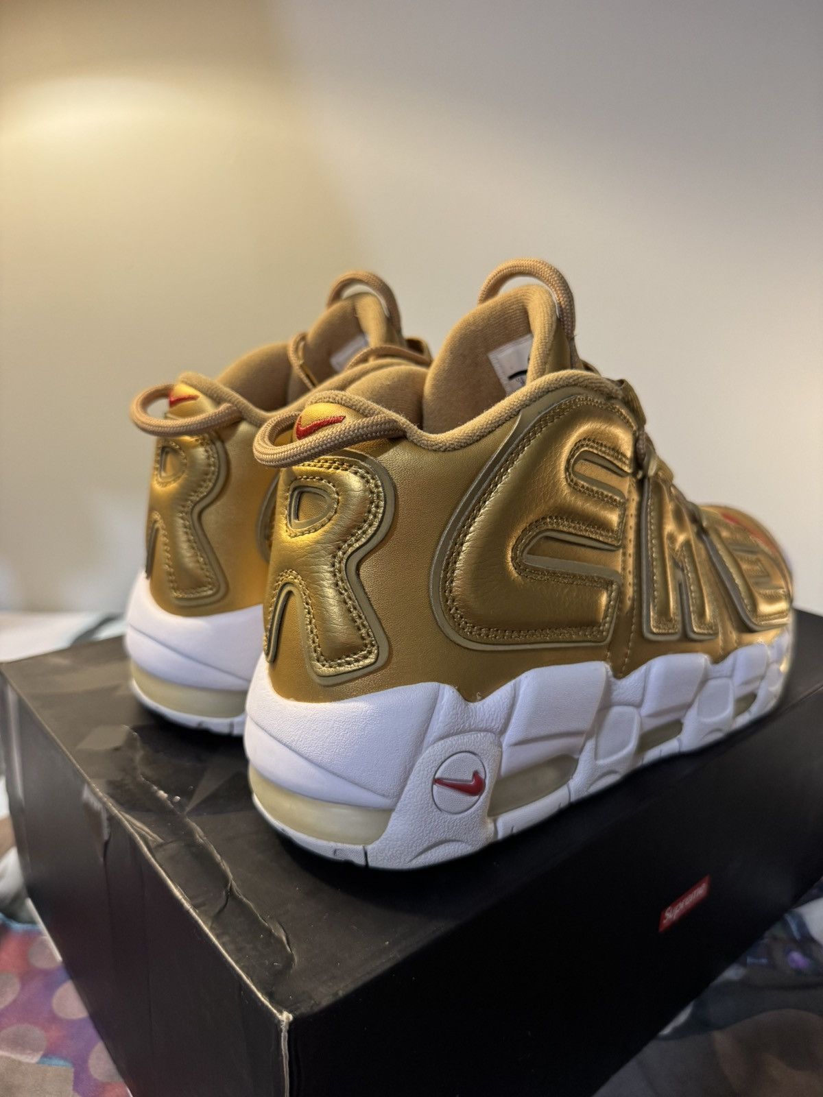 Nike SUPREME UPTEMPO Gold Size US 10 / EU 43 - 6 Thumbnail