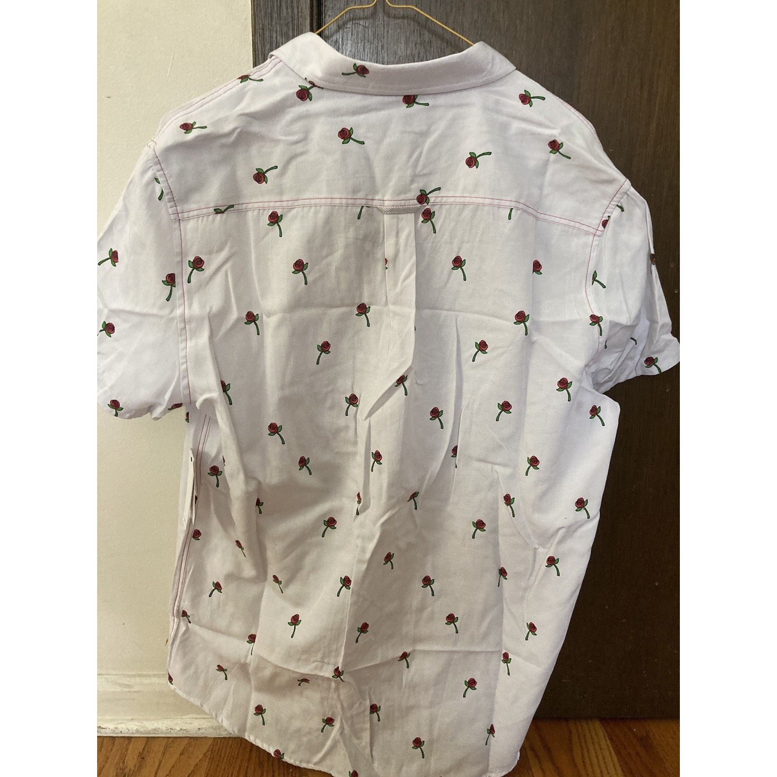 Sovereign Code NWT Sovereign Code Roses Los Angeles Button Shirt L Size US L / EU 52-54 / 3 - 4 Thumbnail