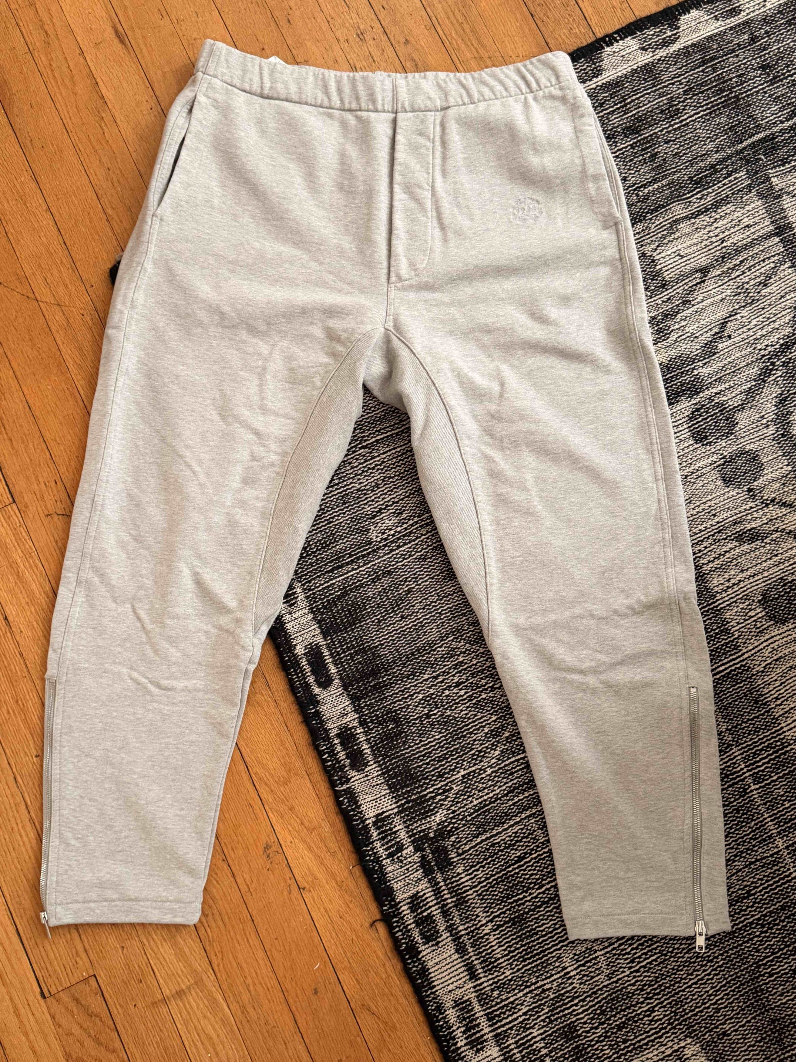 Maison Margiela NWT $820 Sz 48 Maison Margiela Gray Sweatpants Size US 32 / EU 48 - 1 Thumbnail