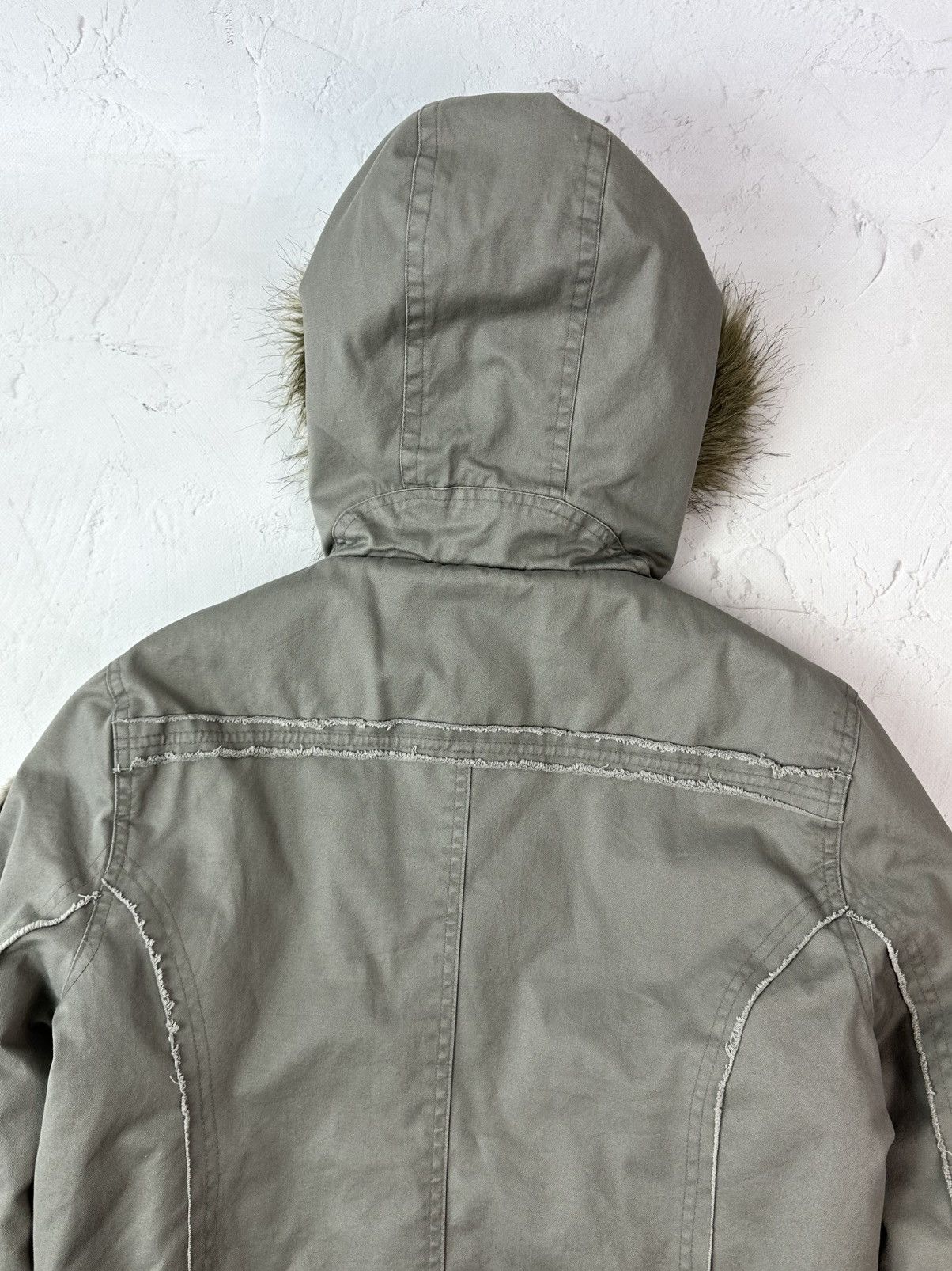 Vintage Vintage Grey Distressed Buttons Faux Fur Hooded Jacket Size M / US 6-8 / IT 42-44 - 13 Thumbnail
