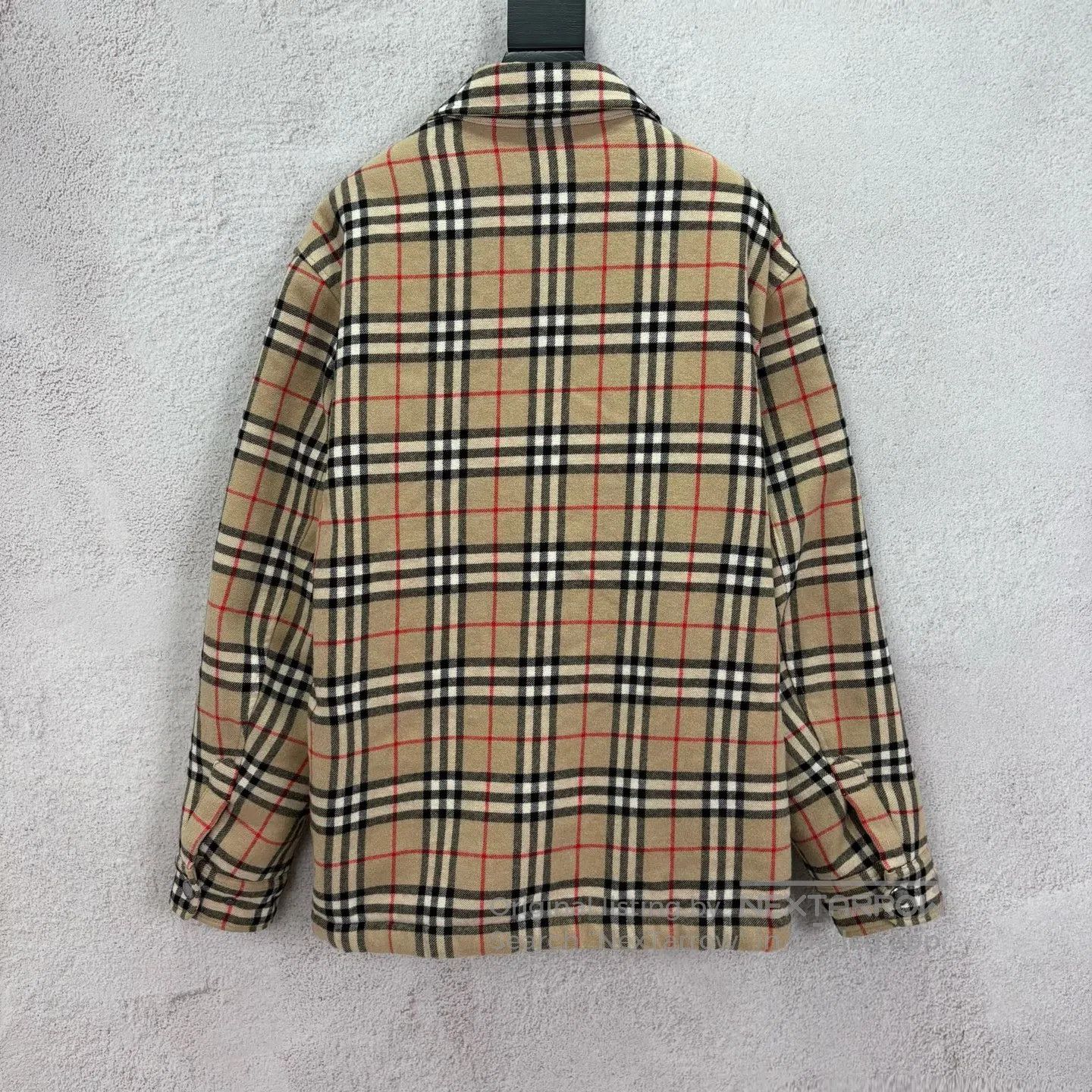 Burberry Burberry Classic khaki checkered lamb wool jacket Size US M / EU 48-50 / 2 - 2 Thumbnail