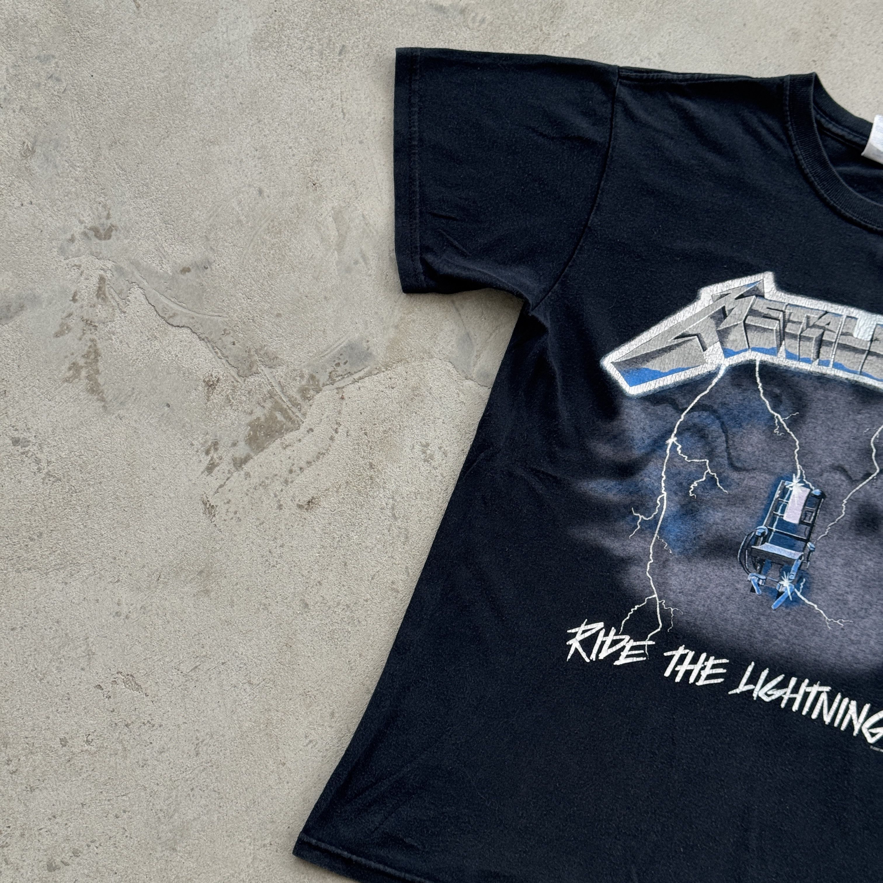 Metallica Vintage Metallica Ride The Lightning Rock Graphic Tee S Size US S / EU 44-46 / 1 - 4 Thumbnail