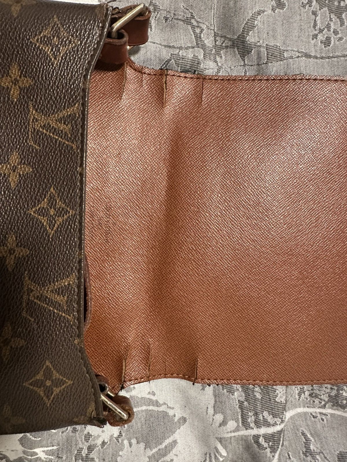 Louis Vuitton Louis Vuitton Musette Salsa (PRE-LOVED) Size ONE SIZE - 7 Thumbnail
