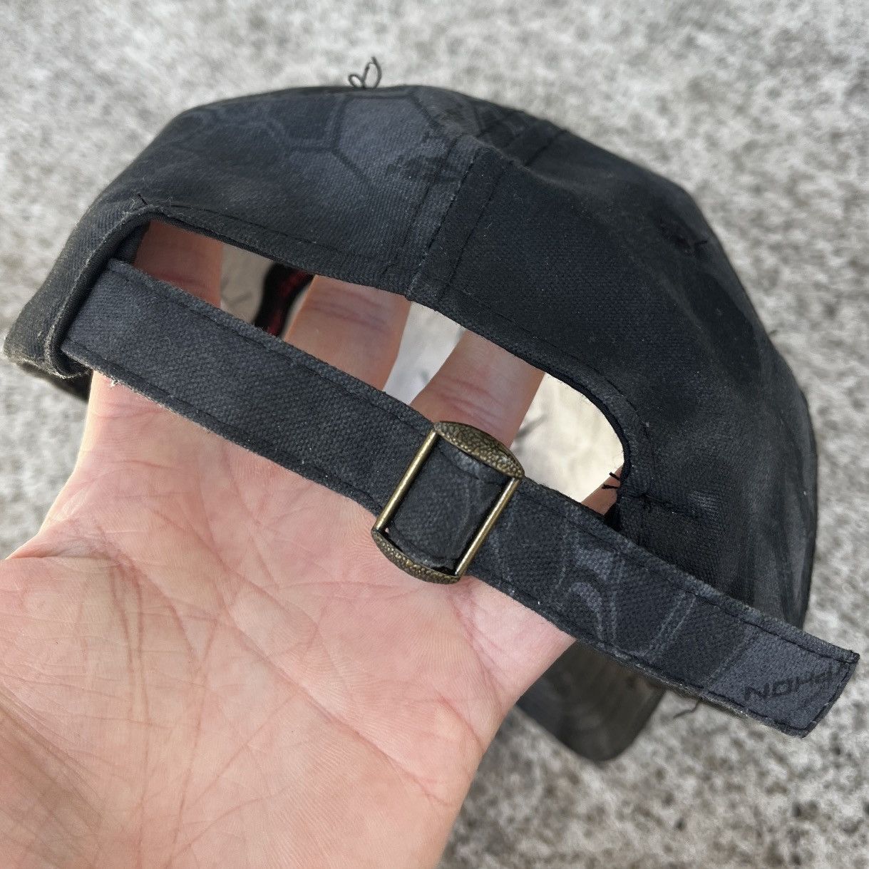 Vintage Vintage Black Window Petite Paint Hat 90’s Y2K Size ONE SIZE - 4 Thumbnail