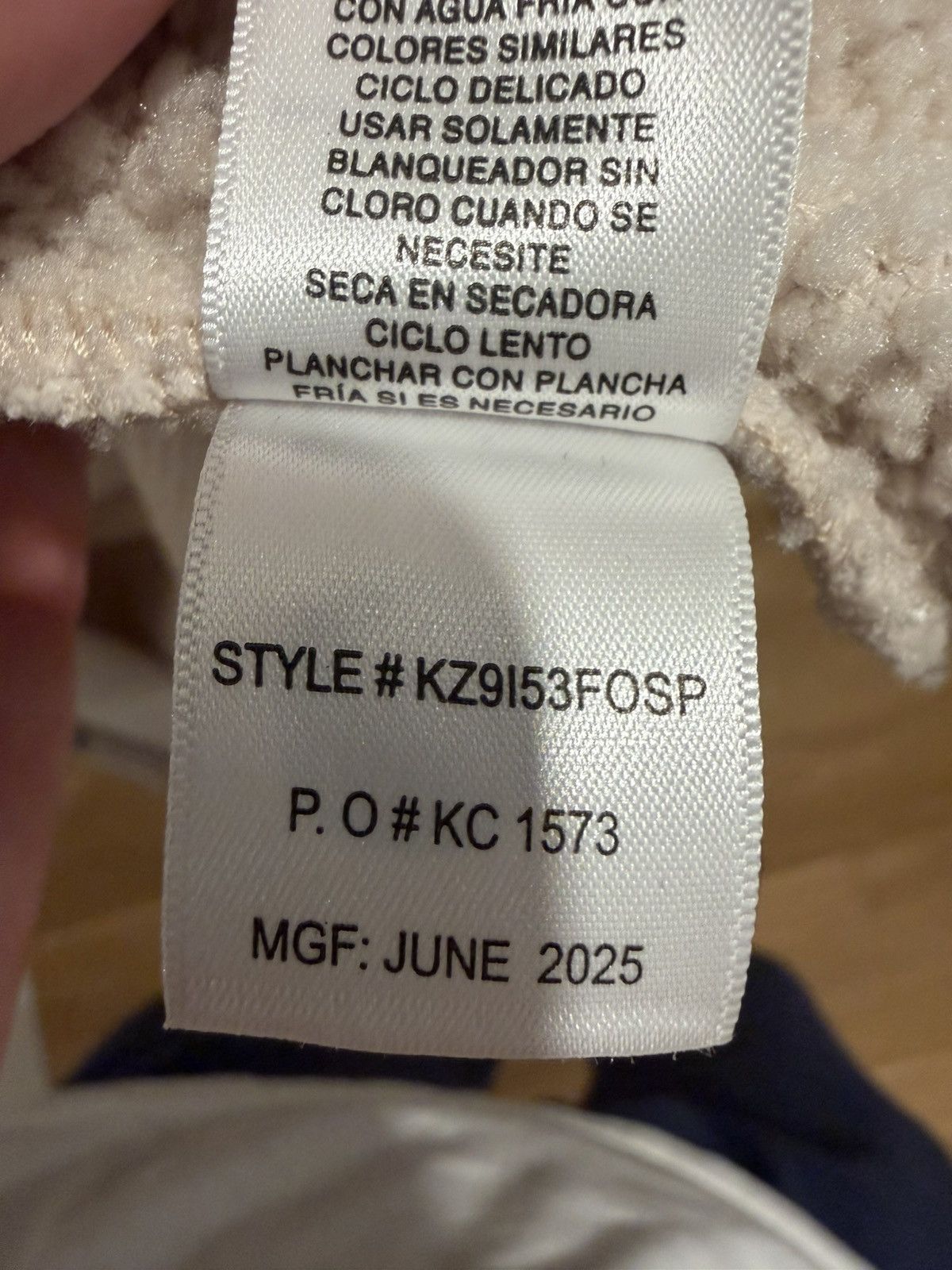 Kenneth Cole Creme Woven Active Button-Down Size US M / EU 48-50 / 2 - 9 Thumbnail