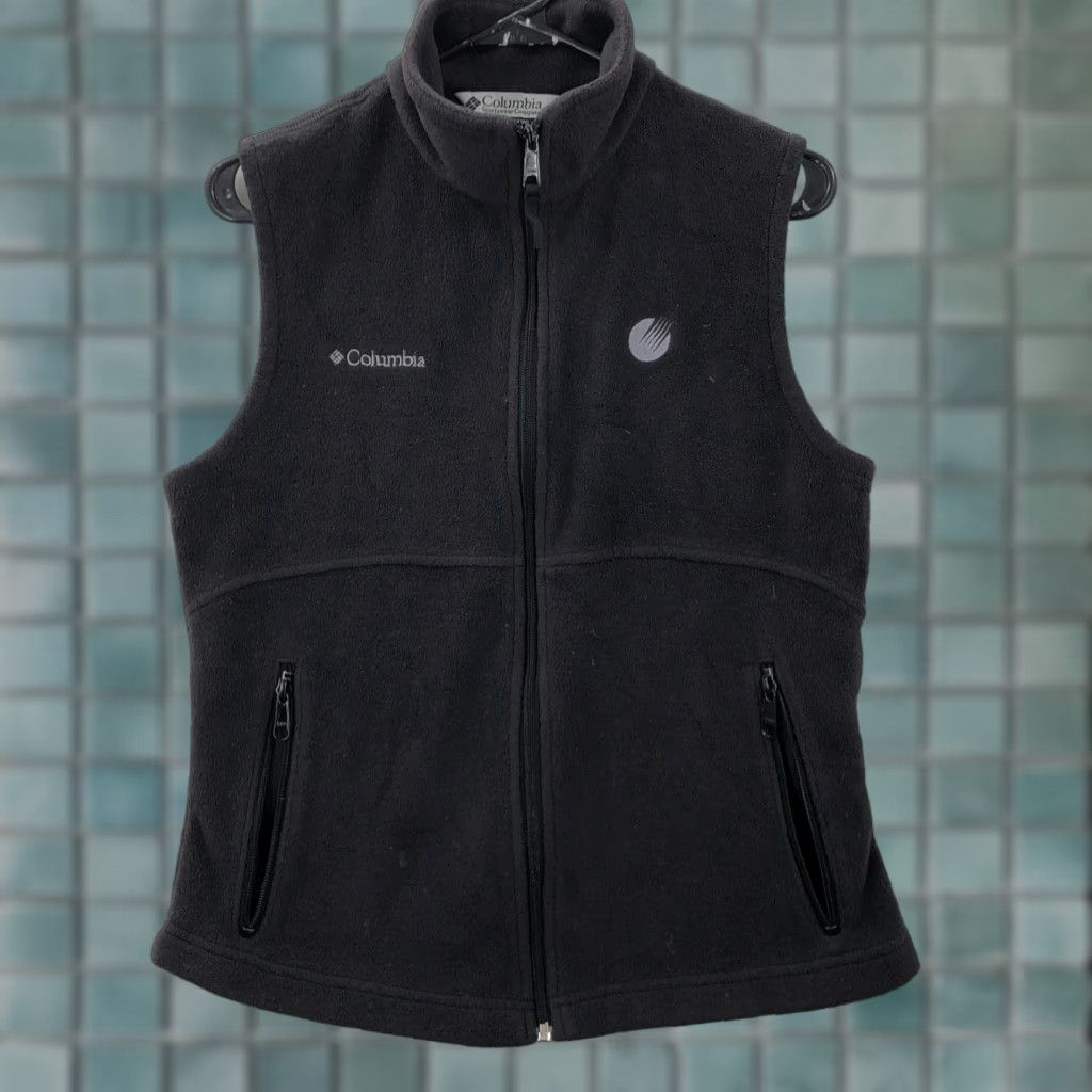Vintage Columbia Womens Vest Black Fleece Zipped Pockets Full Zip Size 38 Jacket Bodywarmer Casual Winter Sleeveless Regular Zip P Casual Womens Size XS / US 0-2 / IT 36-38 - 1 Thumbnail