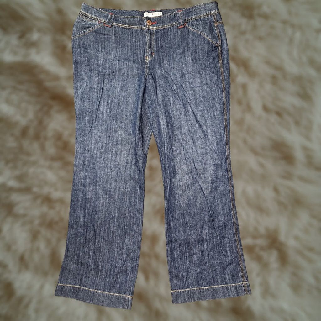 Tommy Hilfiger VINTAGE: No. Tommy Hilfiger Jeans Womens 20 Blue Denim Straight Leg Casual Pants NWT Size 42" / US 20 - 1 Thumbnail