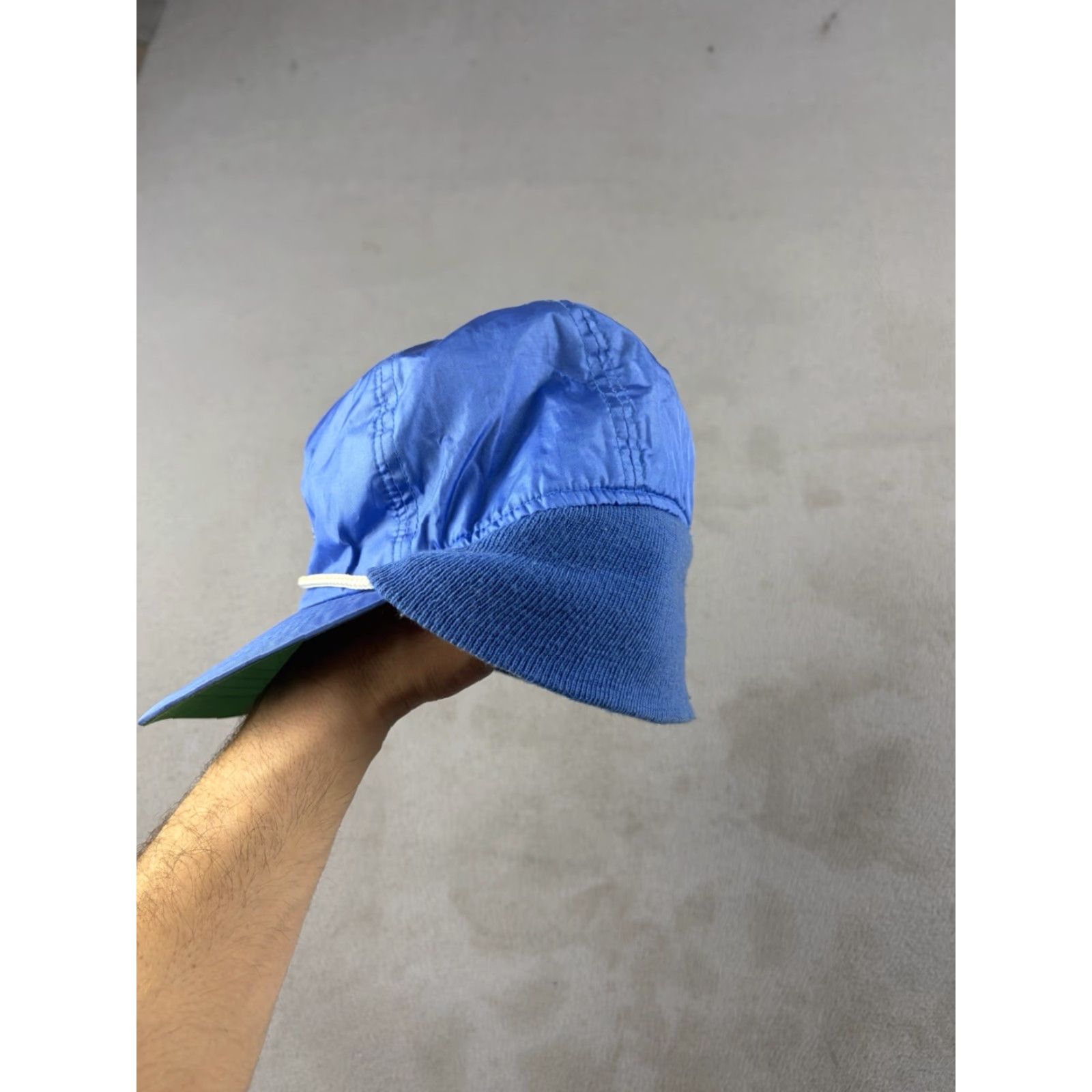 Vintage VINTAGE Yuseong Country Club Hat Fitted Cap Blue Ear Flap Golf 80s Men One Size Size ONE SIZE - 8 Thumbnail