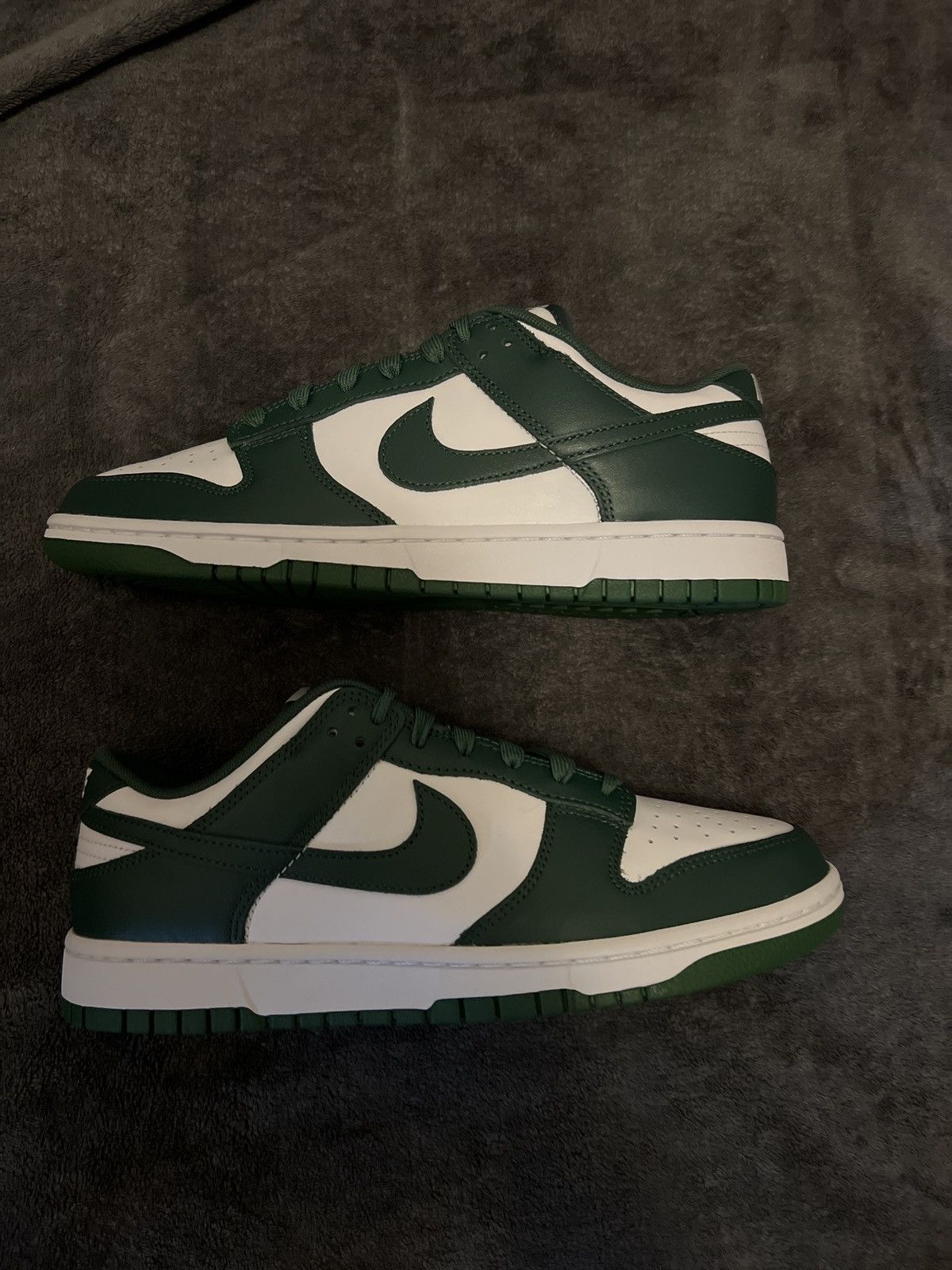 Nike MICHIGAN STATE GREEN DUNK Size US 9 / EU 42 - 2 Thumbnail