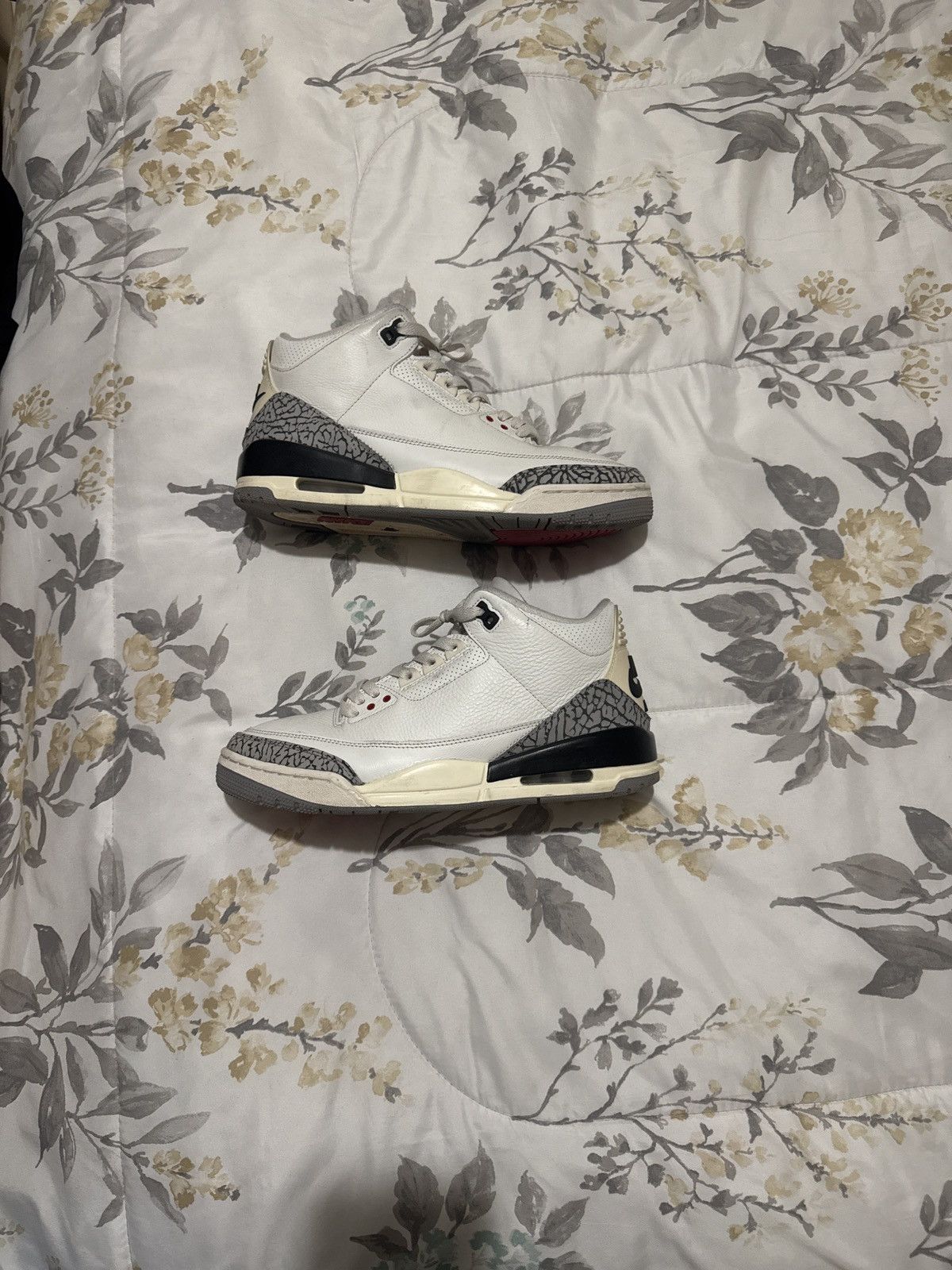 Jordan Brand Jordan 3 White Cement Reimagined size 9 Size US 8.5 / EU 41-42 - 1 Thumbnail