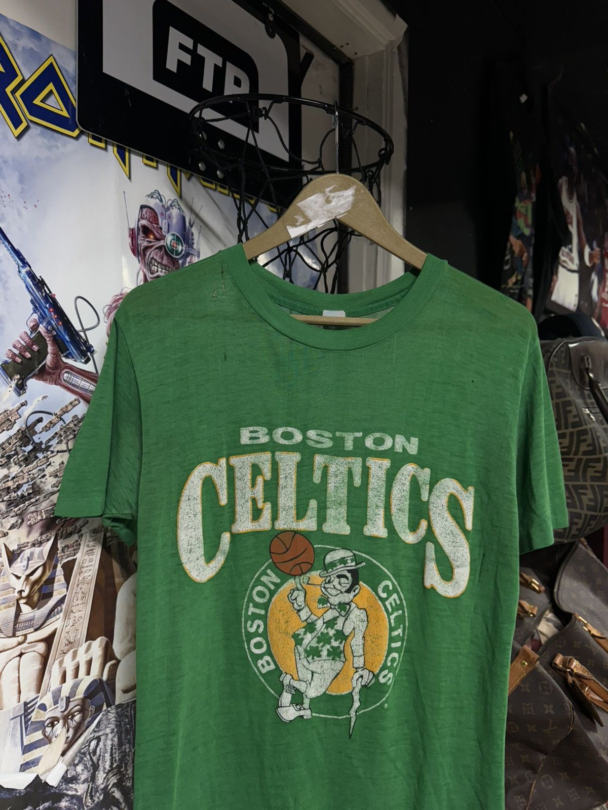 Vintage Vintage 89’s Boston Celtics T-Shirt Single Stitch Size Med Size US M / EU 48-50 / 2 - 2 Thumbnail