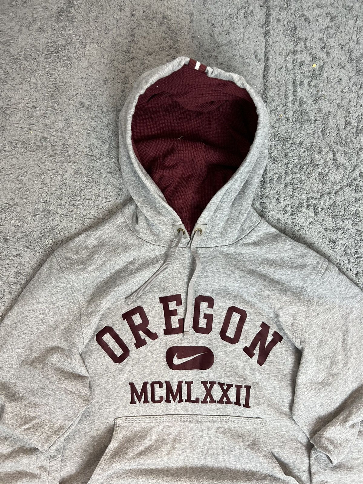 Nike NIKE OREGON VINTAGE CENTER LOGO OVERSIZE BOXY HOODIE Size US S / EU 44-46 / 1 - 4 Thumbnail