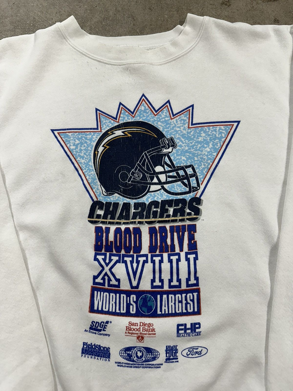 Vintage Vintage 90s San Diego Chargers Blood Drive NFL Sweatshirt Size US M / EU 48-50 / 2 - 4 Thumbnail