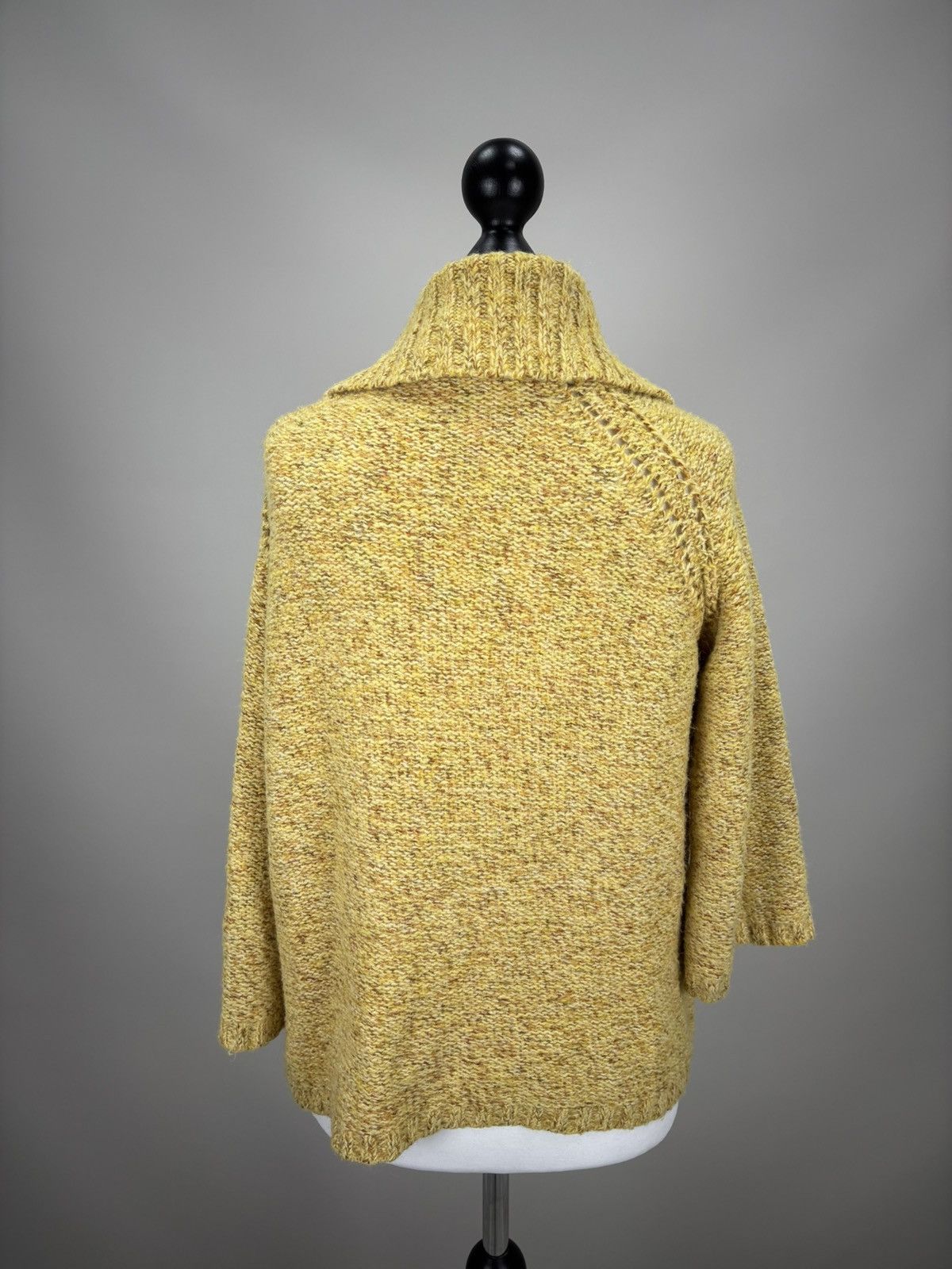 Laura Ashley Womens sweater cape Laura Ashley Size 12 Color Yellow Size XL / US 12-14 / IT 48-50 - 6 Thumbnail