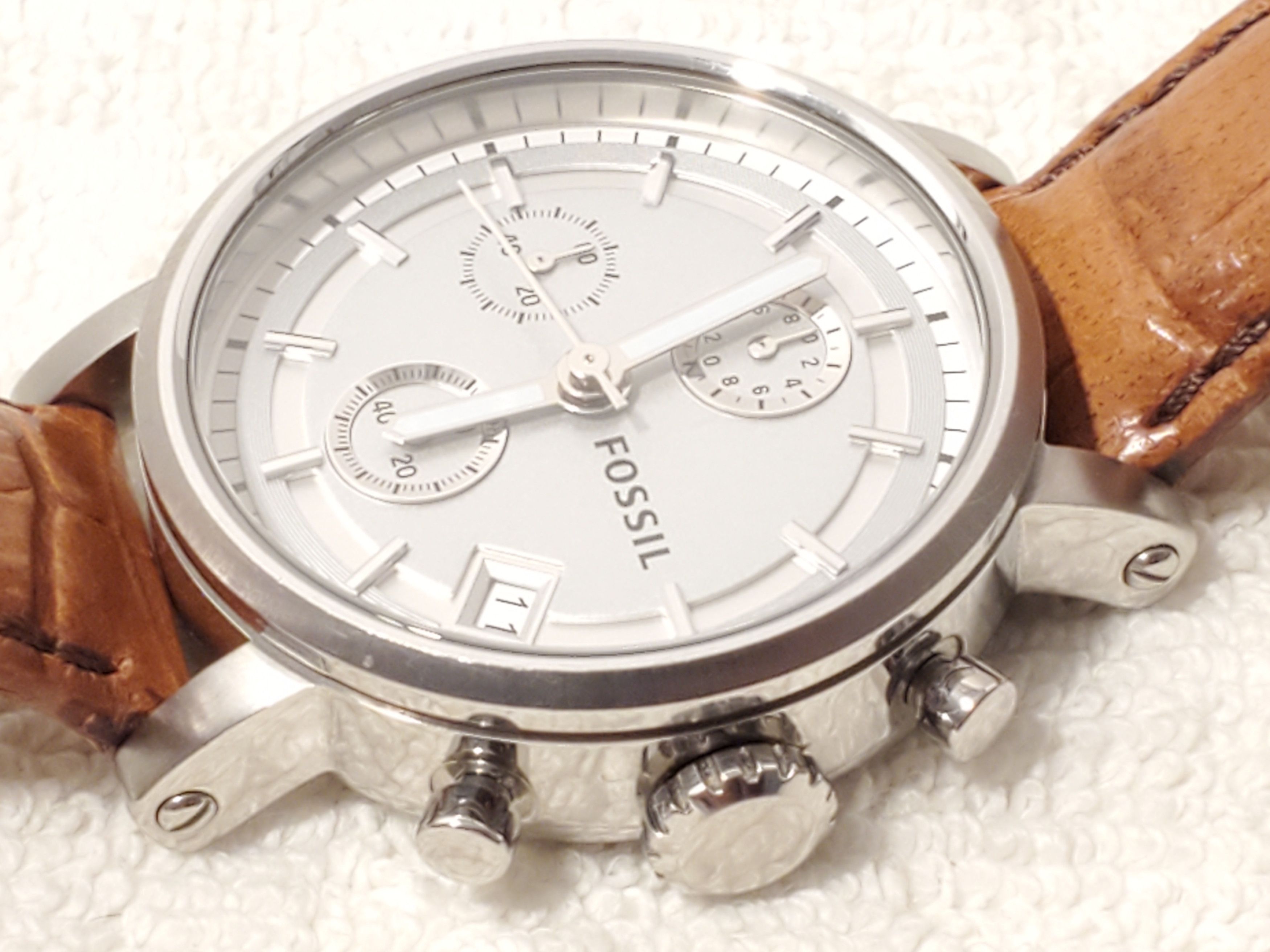 Fossil Vintage Fossil Women's Date Watch Brown Leather Band Size ONE SIZE - 3 Thumbnail