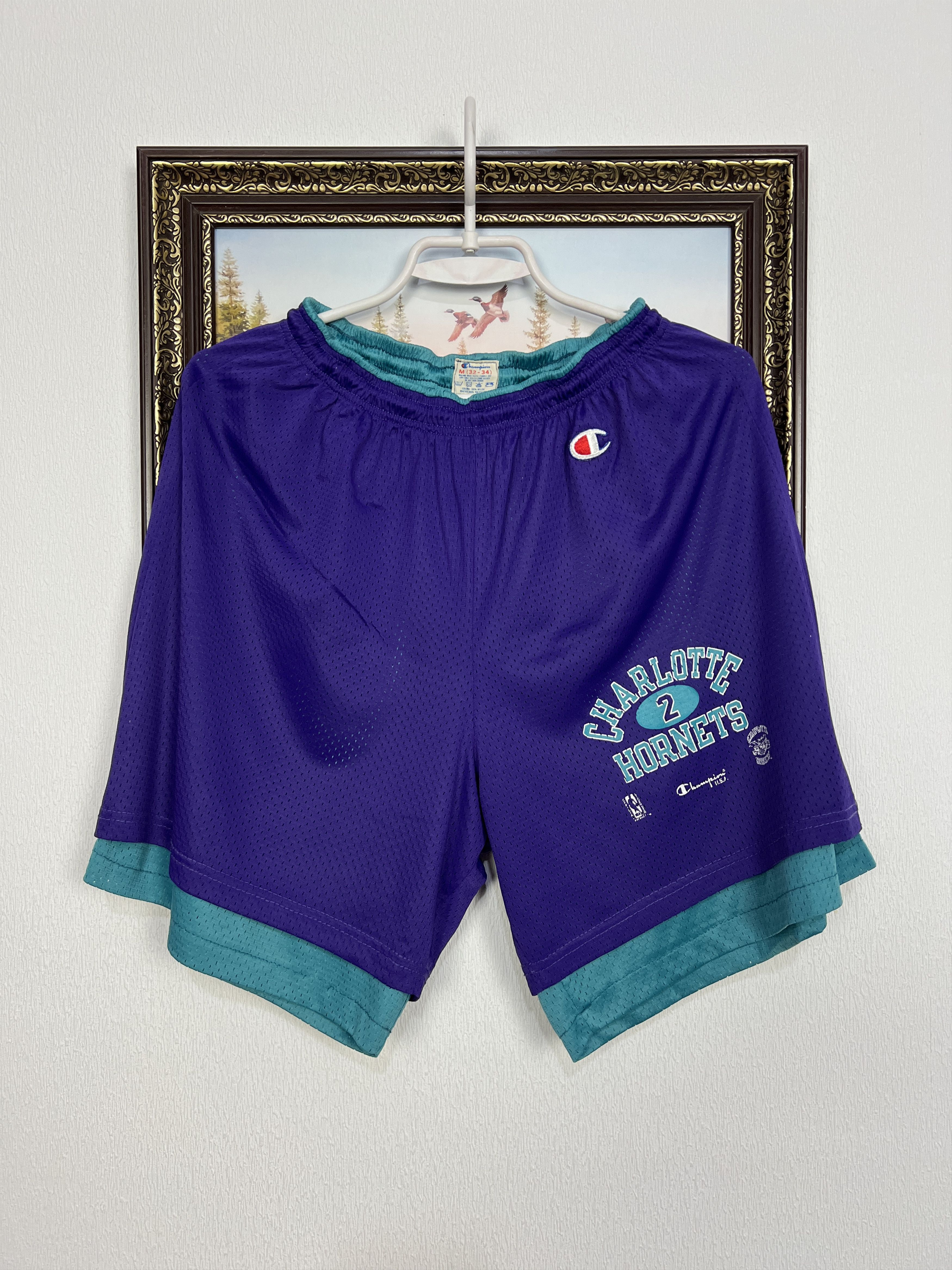 Champion Vintage 90's Charlotte Hornets Double Sided Shorts NBA Size US 32 / EU 48 - 1 Thumbnail
