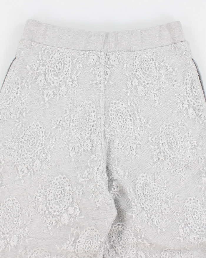 Burberry BURBERRY Lace Bermuda Shorts Size US 30 / EU 46 - 4 Thumbnail