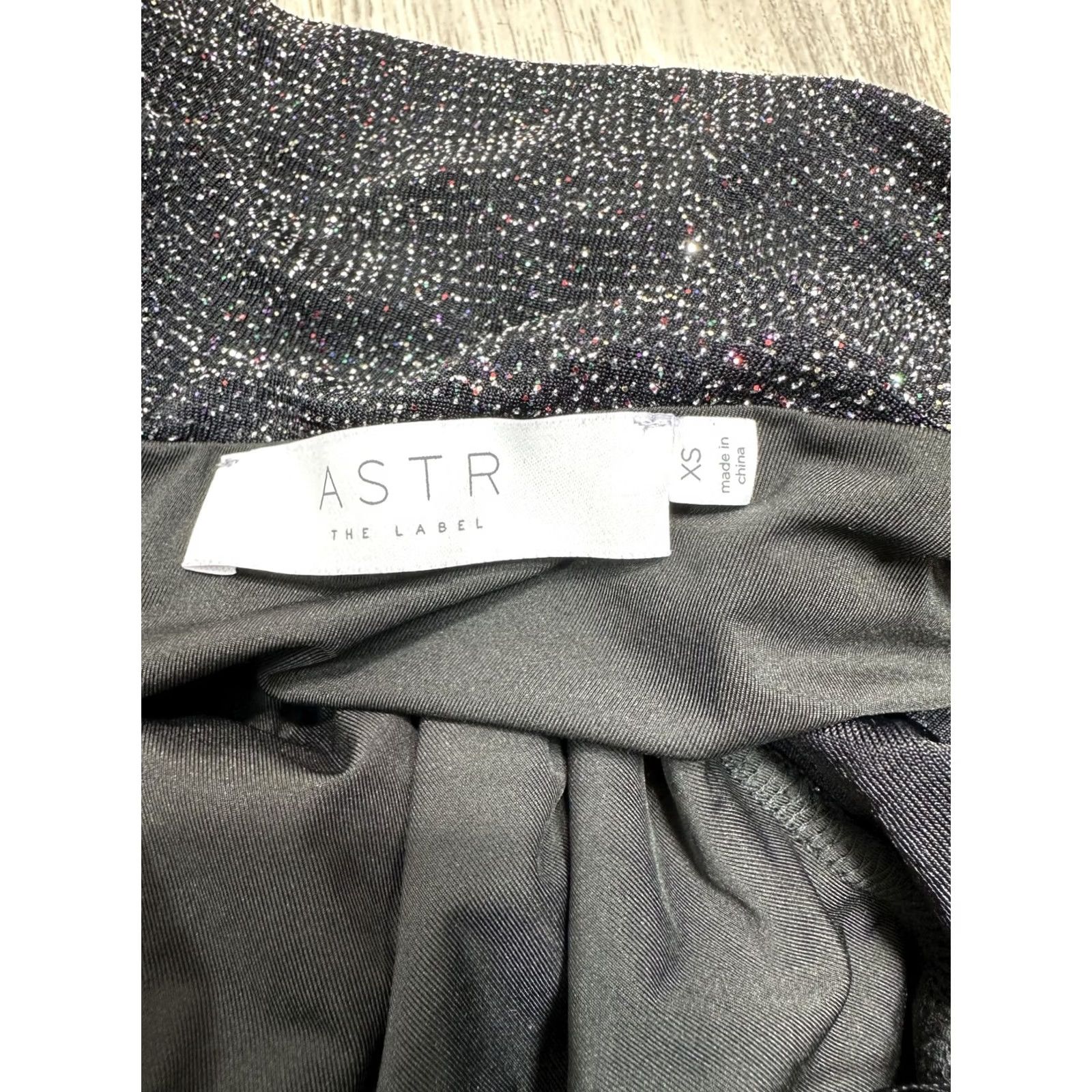 ASTR The Label ASTR The Label Gray Sparkle Mini Dress Long Sleeve Cocktail Stretch XS NWT Women Size XS / US 0-2 / IT 36-38 - 4 Thumbnail