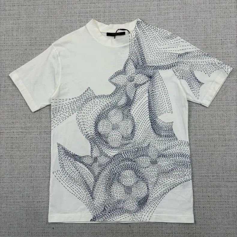 Louis Vuitton Louis Vuitton Sketch three-flower printed short sleeves Size US XS / EU 42 / 0 - 1 Thumbnail