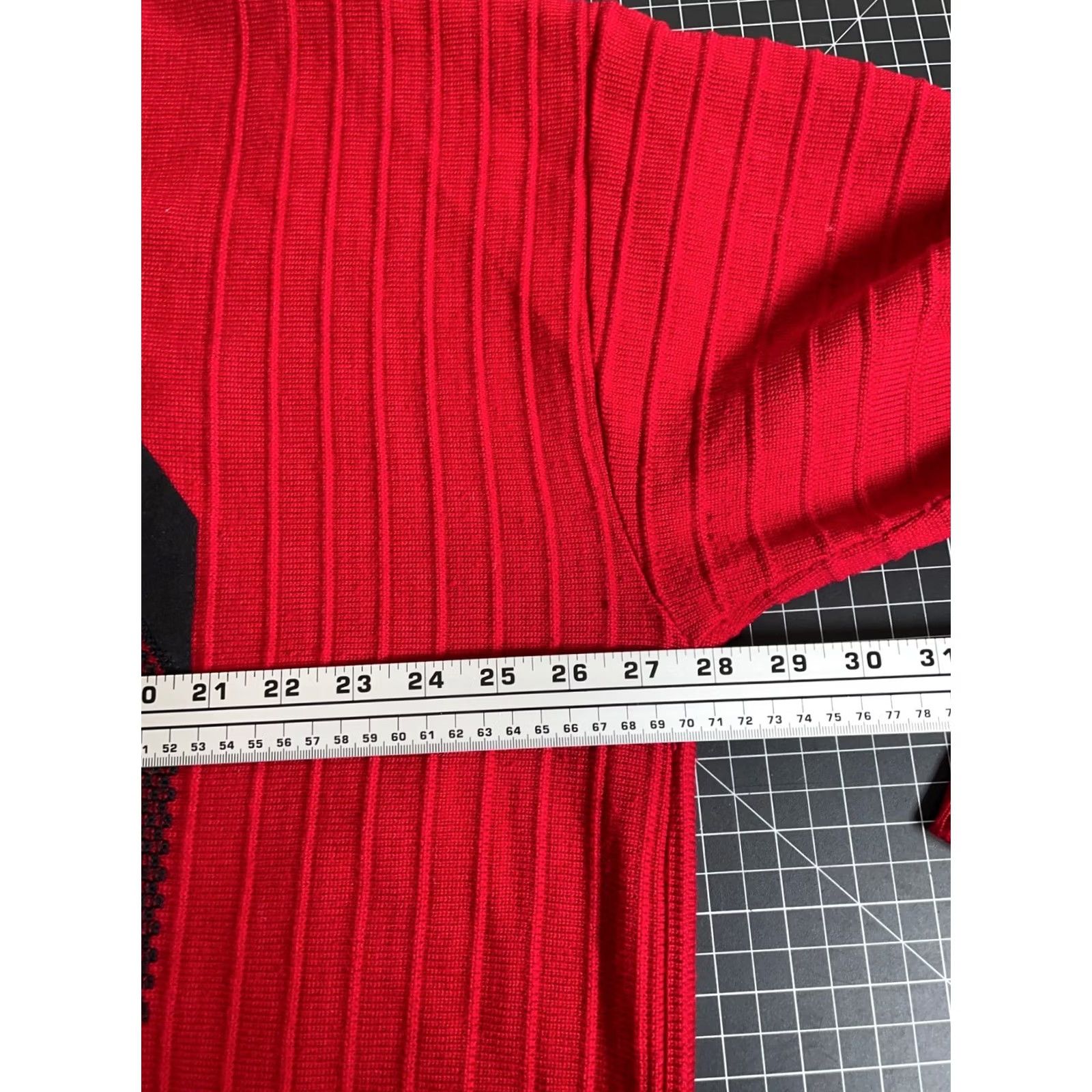 Vintage VINTAGE St. Croix Sweater Mens 2XL Red Diamond Pattern V-Neck Knit Pullover Size US XXL / EU 58 / 5 - 6 Thumbnail