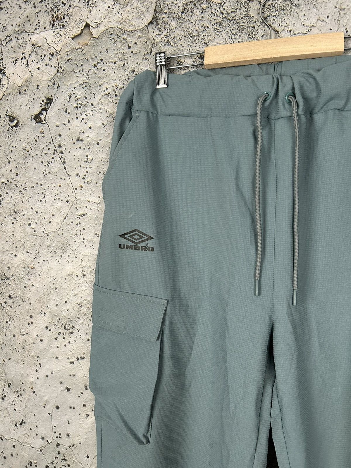 Umbro Umbro Sportswear Cargo Pants Football Streetwear Vintage Size US 32 / EU 48 - 3 Thumbnail