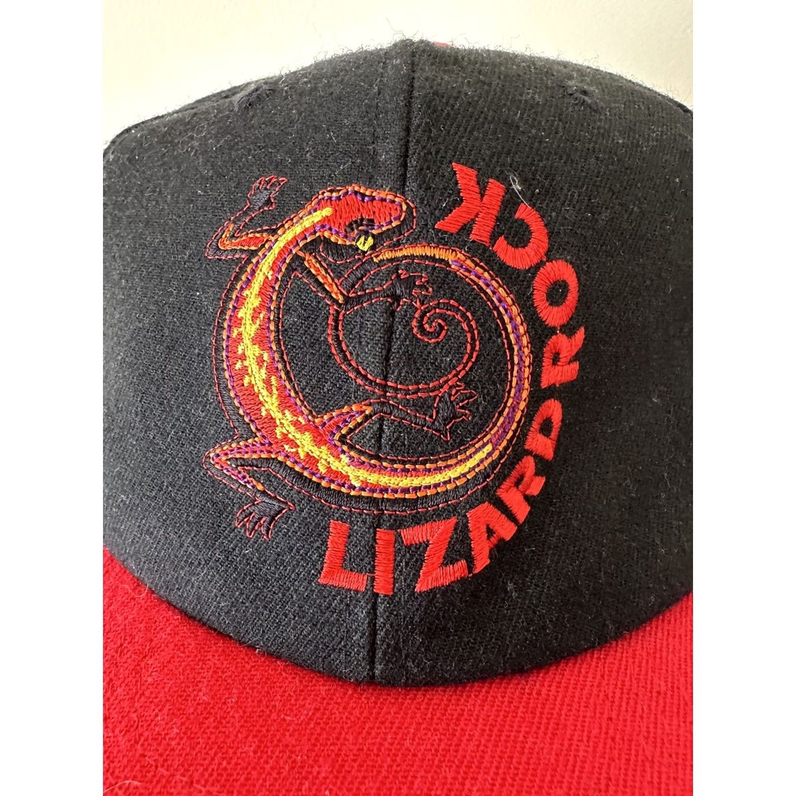 Marlboro VINTAGE Marlboro Hat Adjustable Black 90s Lizard Rock Adventure Racing Team Strapback NWOT Size ONE SIZE - 2 Thumbnail