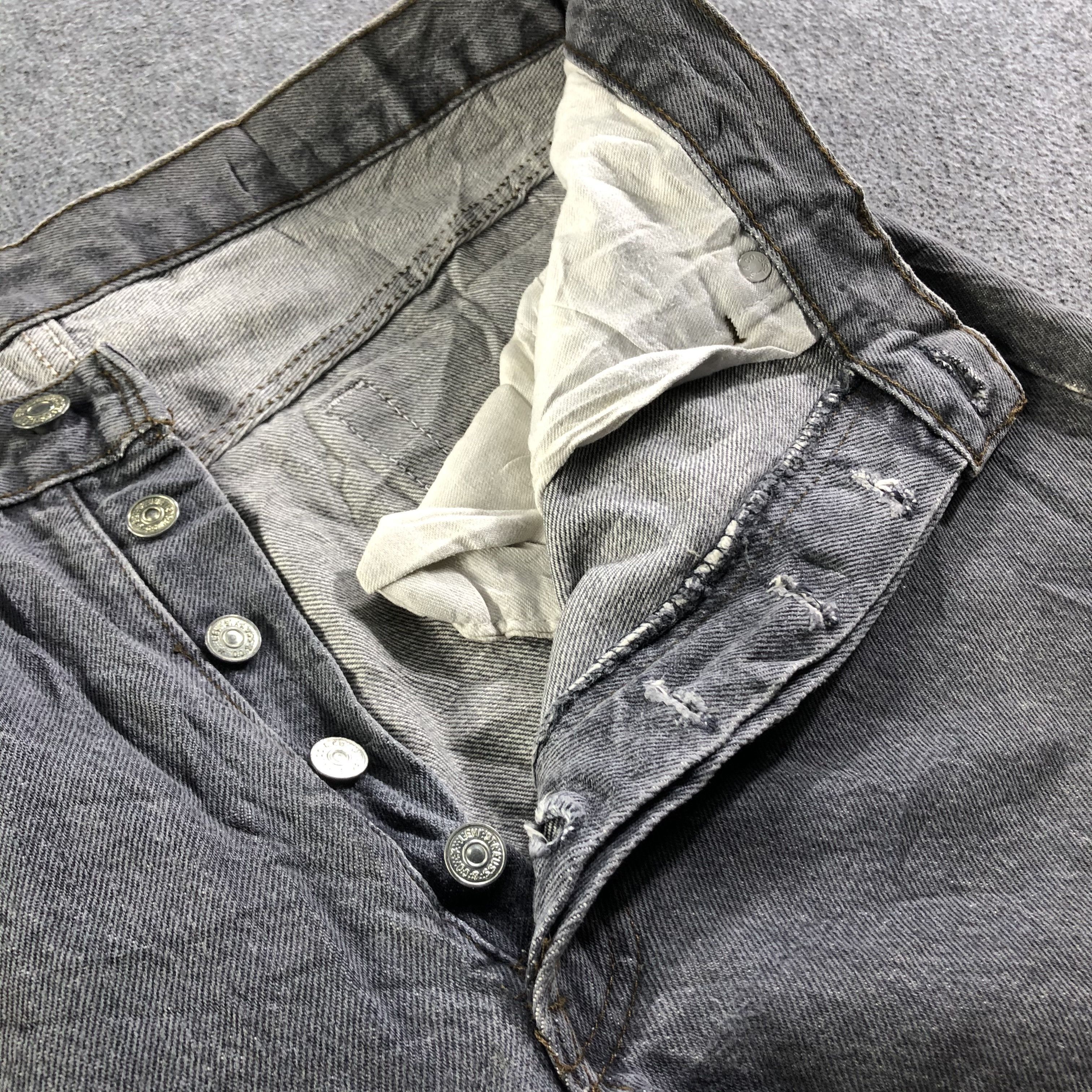 Levi's 90s Vintage Levis 501 Jeans-J3829 Size US 33 - 10 Thumbnail