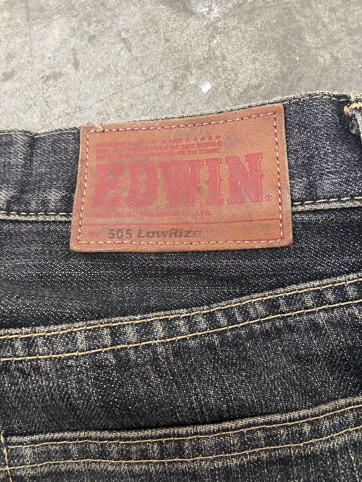 Edwin × Japanese Brand Edwin 505 LowRize Fly Button Distressed Denim Size US 30 / EU 46 - 16 Thumbnail