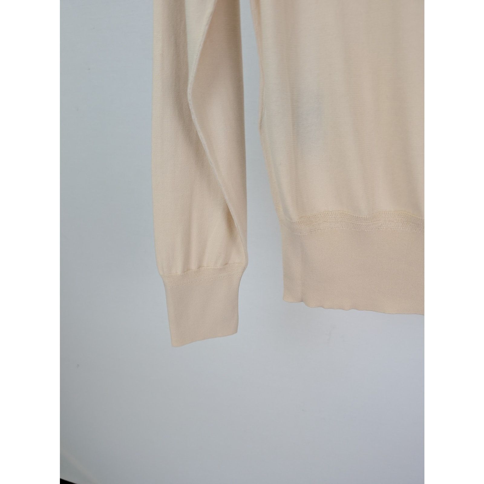 Tom Ford o1rshd1 Q:2 / Sweatshirt in Beige Size US M / EU 48-50 / 2 - 14 Thumbnail