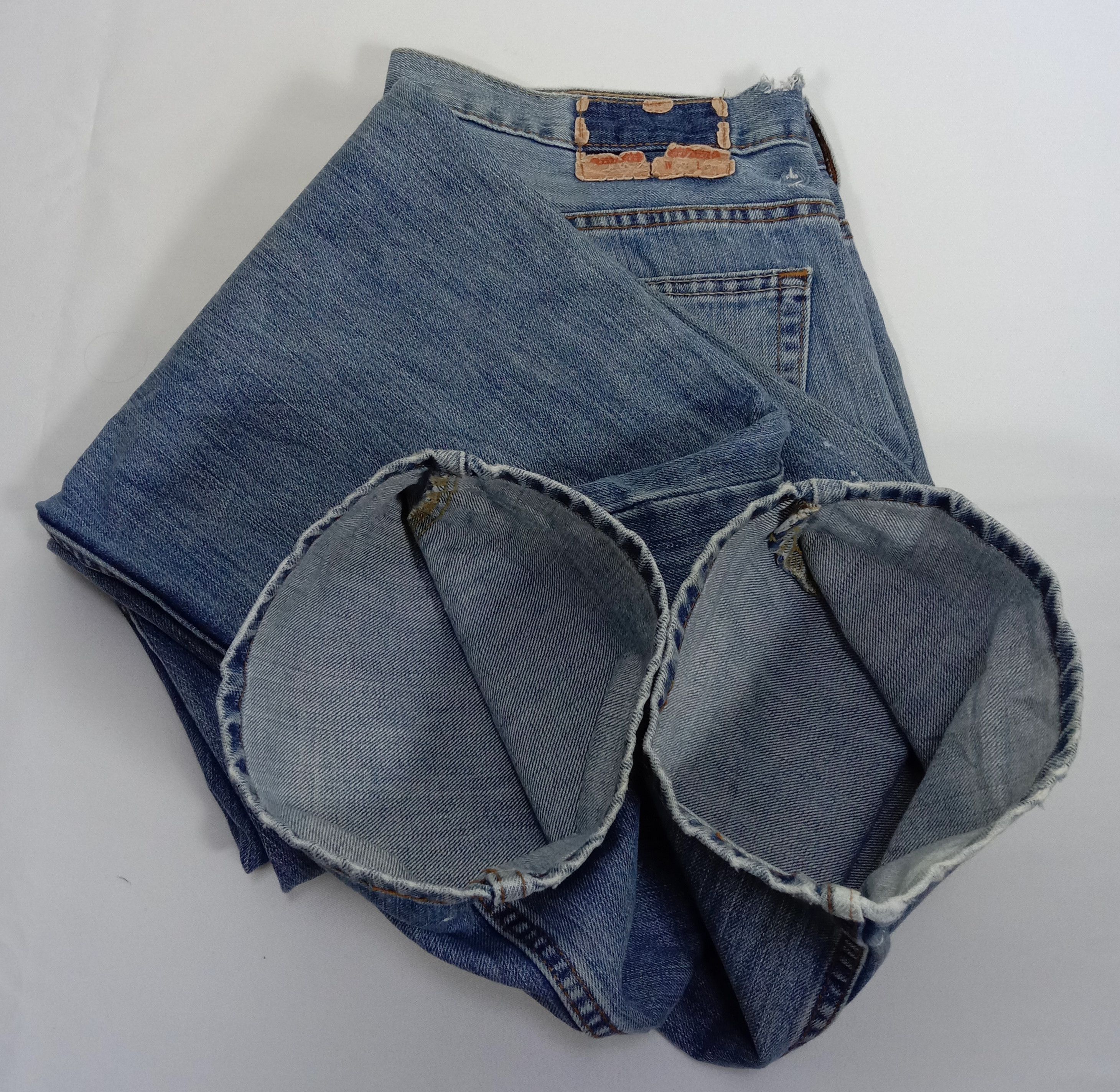Levi's Vintage Levi's 569 Jeans Blue Wash Denim Size US 34 / EU 50 - 16 Thumbnail