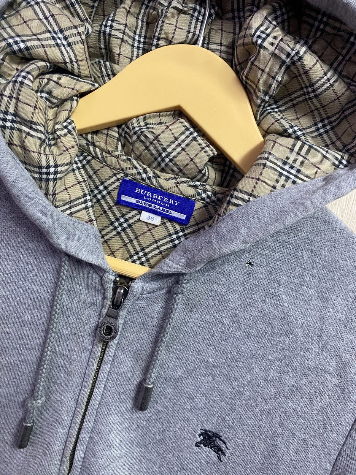 Burberry Burberry Blue Label short-sleeve zip-up hoodie Size S / US 4 / IT 40 - 2 Thumbnail