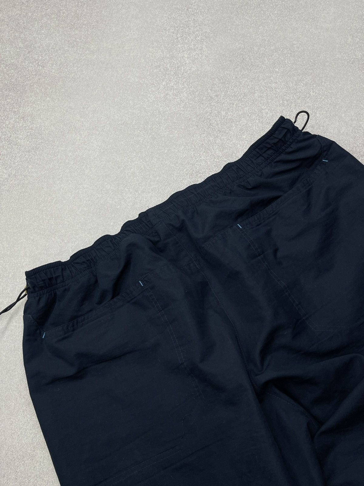 Nike Vintage Nike Nylon Sweatpants Navy Drill Y2K ACG TECH Size US 38 / EU 54 - 9 Thumbnail