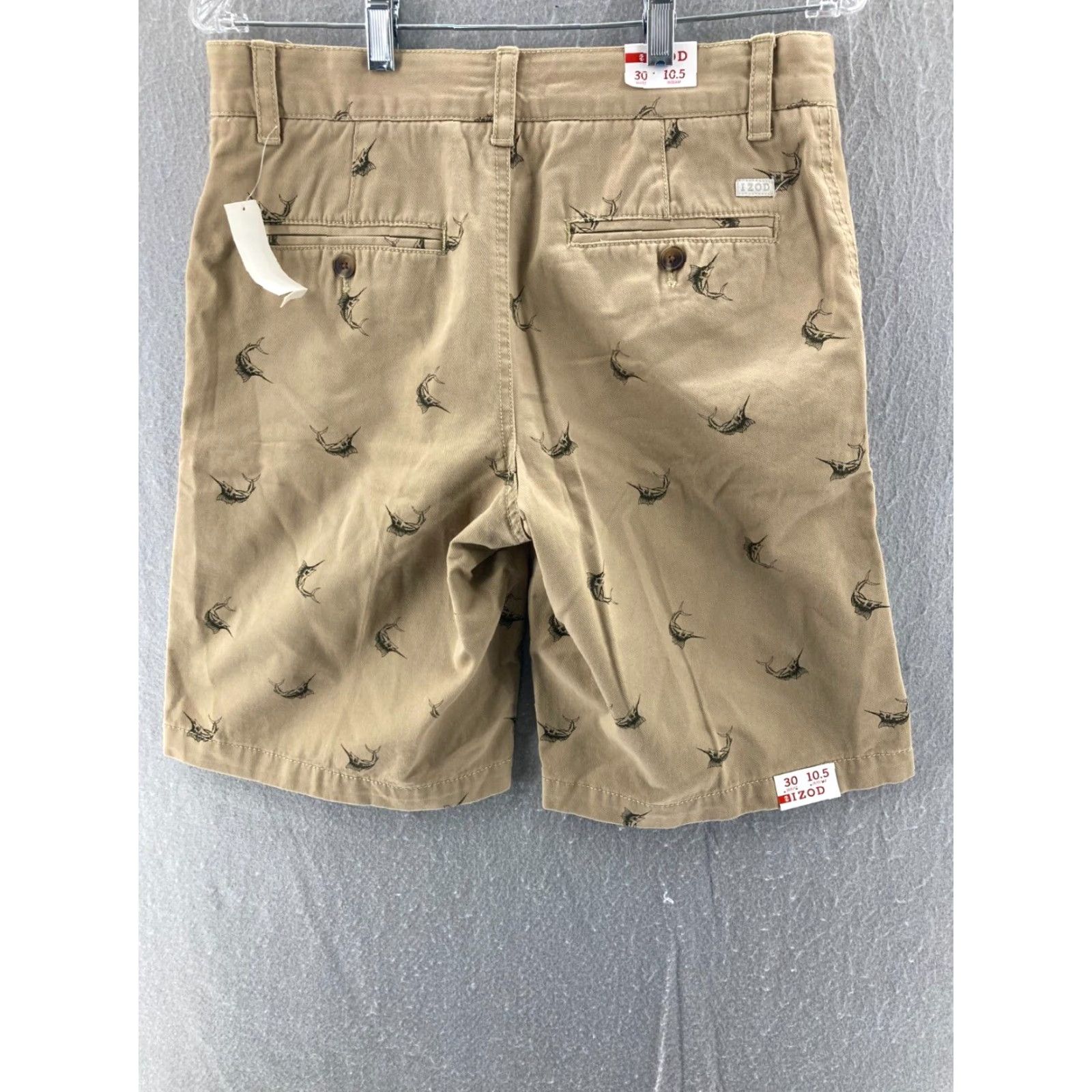 Izod IZOD Shorts Mens 30 x 10.5 Inseam Khaki Cotton Marlin Print NWT Beige Chino Casual 30 Inseam Mens IZOD Shorts Size US 30 / EU 46 - 6 Thumbnail