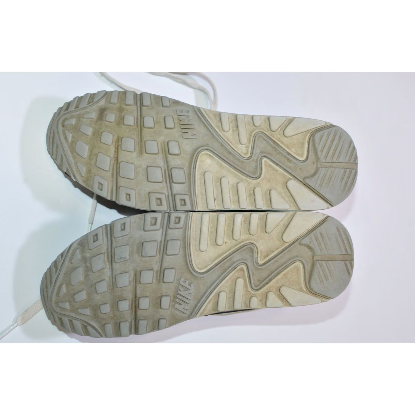 Nike Nike Air Max 90 Premium LE 'Neutral Grey Mint' W Sneaker 2009 375572-011 US 7.5 EU 38.5 Size 38.5 Womens Shoes Size US 9 / IT 39 - 7 Thumbnail