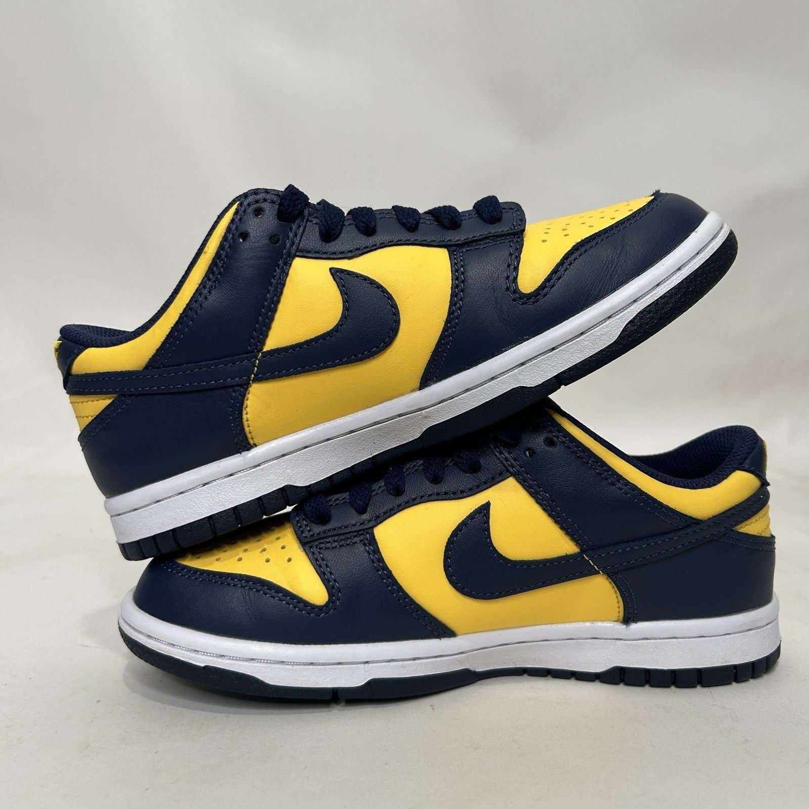 Nike Nike Dunk Low GS “Michigan” 2021 Size US 6 / IT 36 - 3 Thumbnail