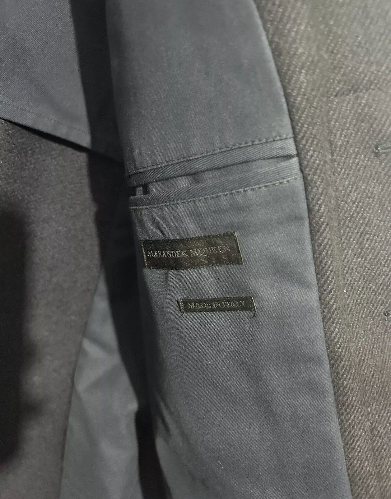 Alexander McQueen Alexander McQueen Dark Navy Double Breasted Coat Size EU 54 Size US L / EU 52-54 / 3 - 4 Thumbnail